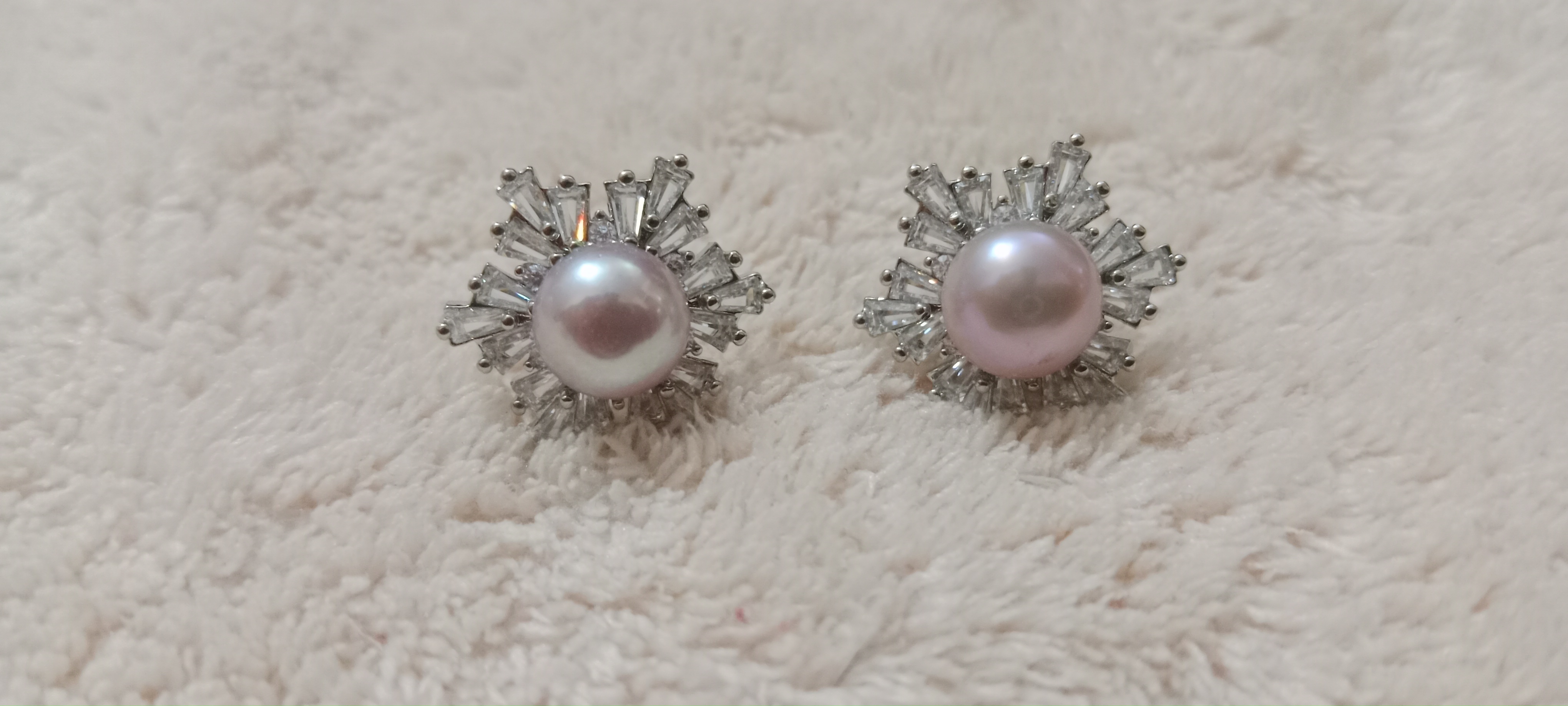 Diamond cut Pearl Ear Ring_img_1