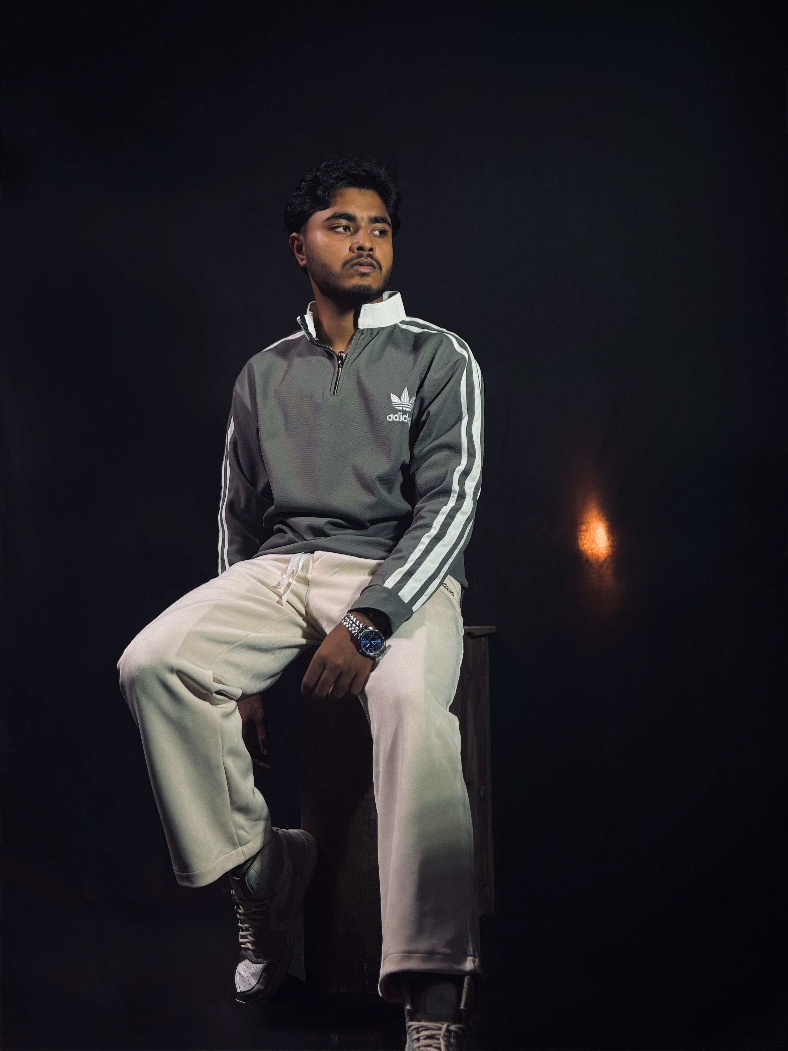 ADIDAS Premium Zipper Polo Sweatshirt - Image 2