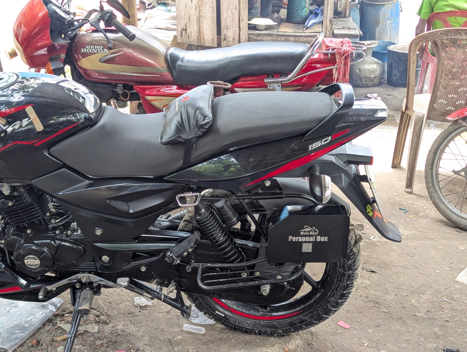 Premium Medium Personal Box For Universal All Model Bike_img_5