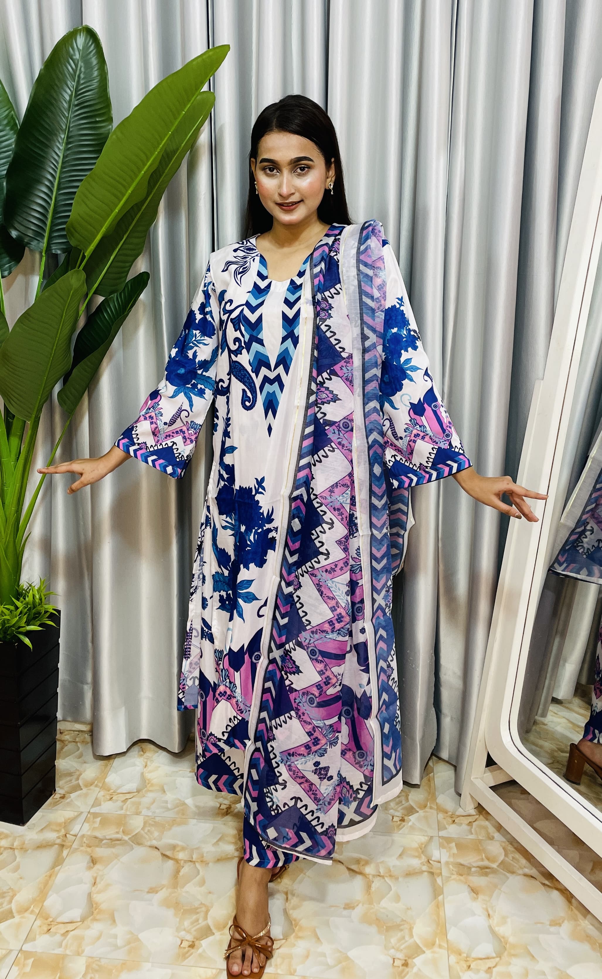 Gulbahar Three Piece_img_3