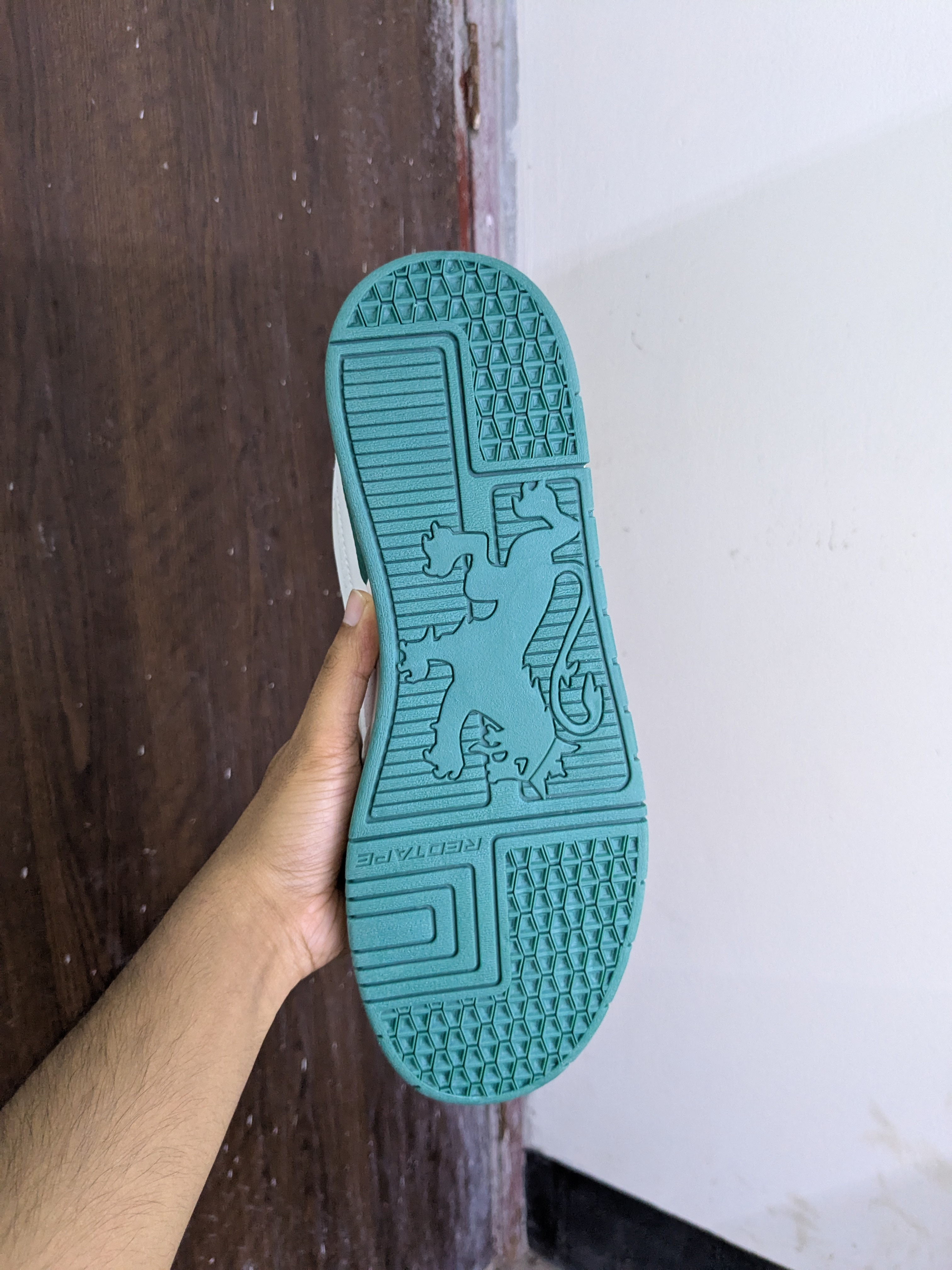 Redtape Original Sneakers Green/White (size 44 only)_img_5