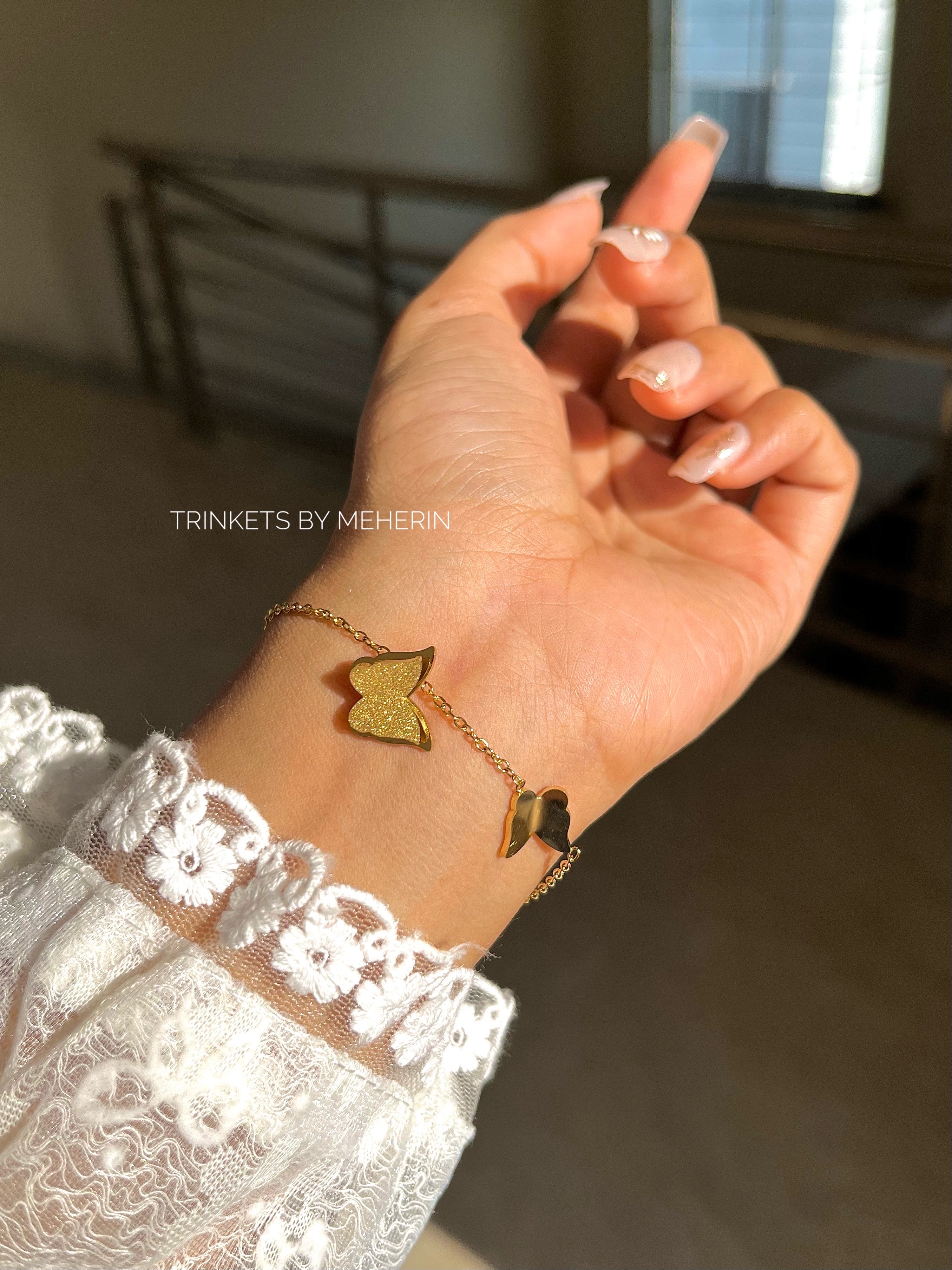 Minimal butterfly bracelet_img_0