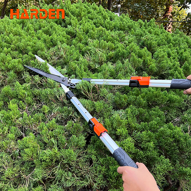 HARDEN Garden Hedge Shear, Adjustable, Telescopic, (29.5"-34.5"), Rubber Grip; 630534