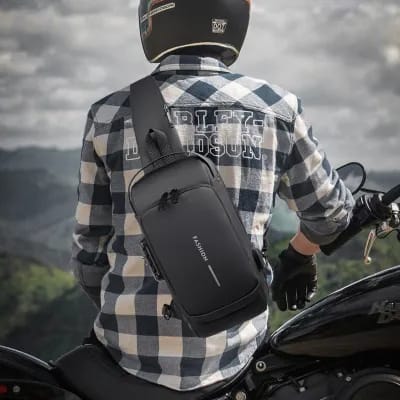 Multifunction Patent Leather Chest Bag Men Waterproof Men Crossbody Bag Anti-theft Travel Bag Male USB Charging Chest Bag Pack_img_4
