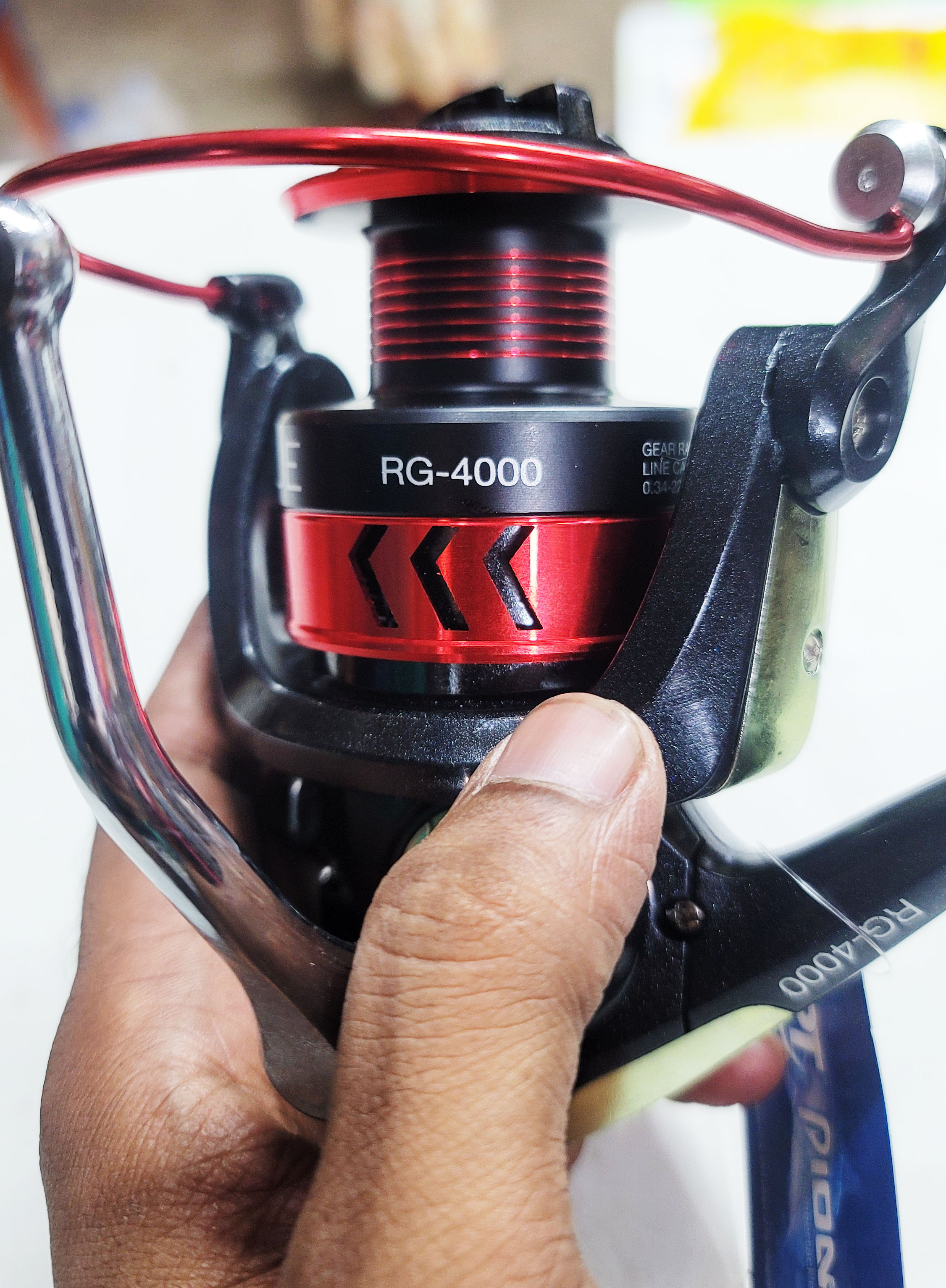 Rogue RG- 4000 ( Fishing Reel)_img_2