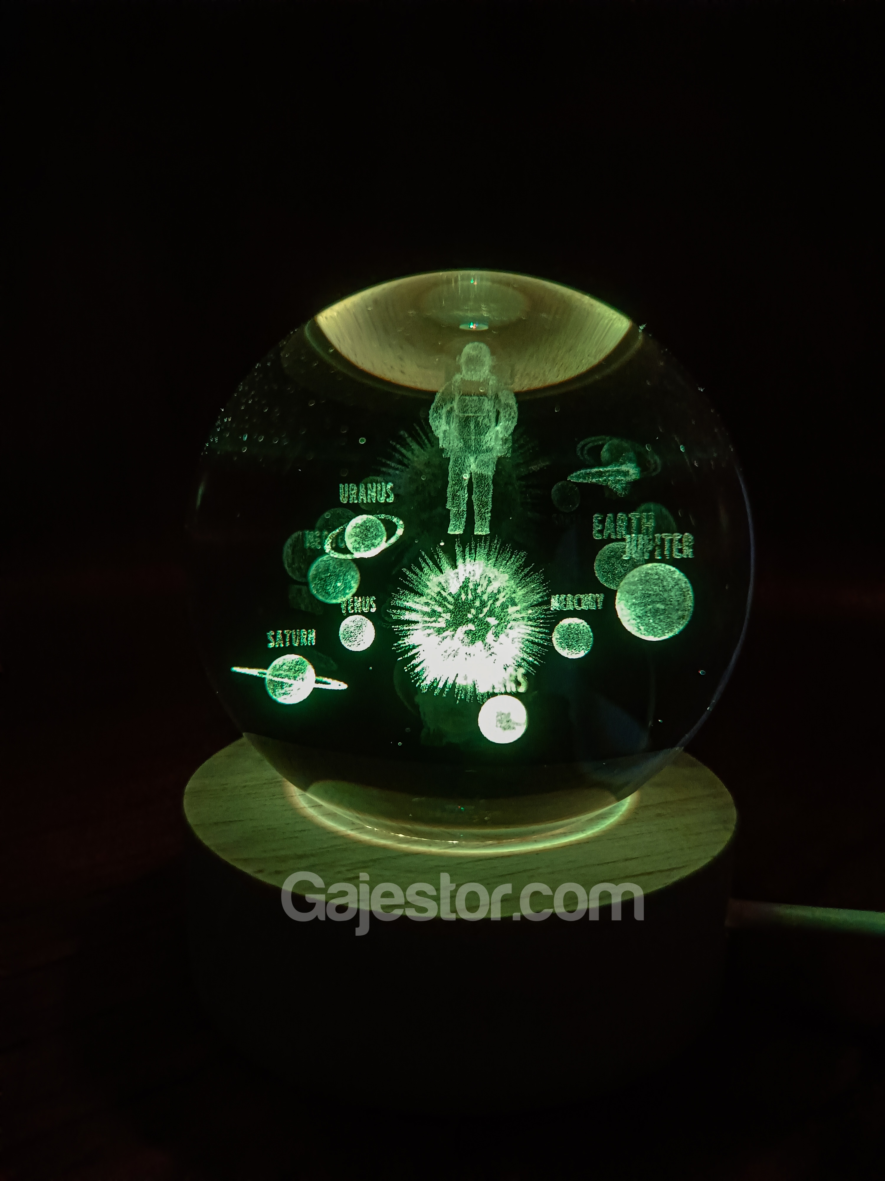 7 colour 3D crystal ball lamp ( astronaut space variant)_img_1