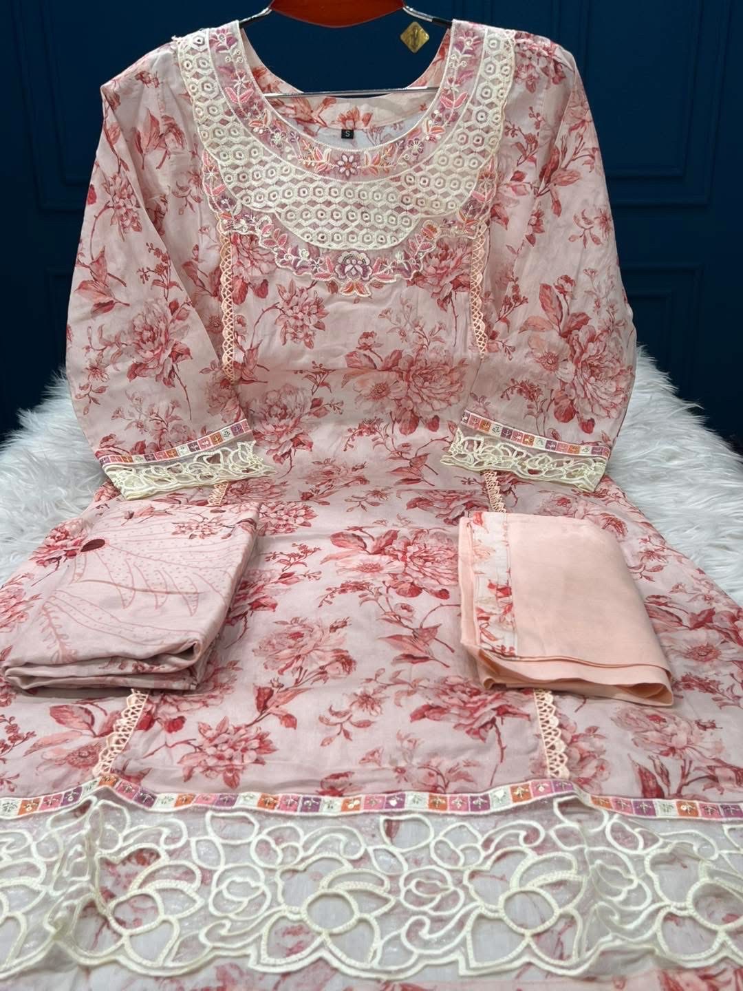 Elegant Printed AC Cotton 3-Piece Suit | Pakistani Inspired Design thumbnail 2
