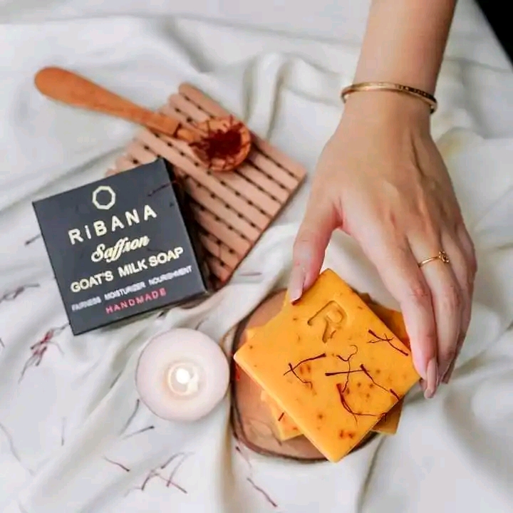 RiBANA Saffron Goat's Milk Soap 110g_img_1