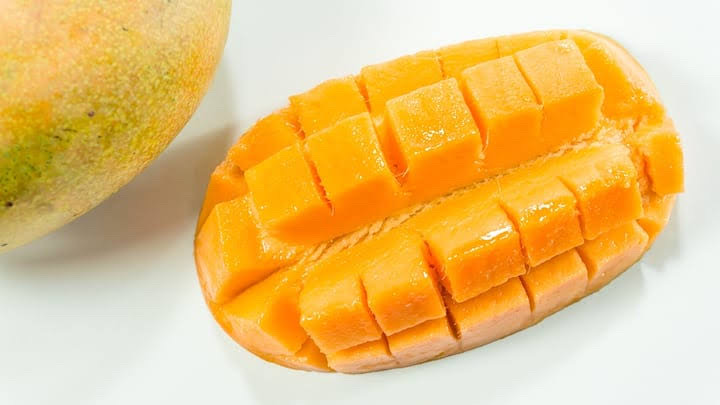 রাজশাহীর ল্যাংড়া আম (Lengra Mango)_img_8
