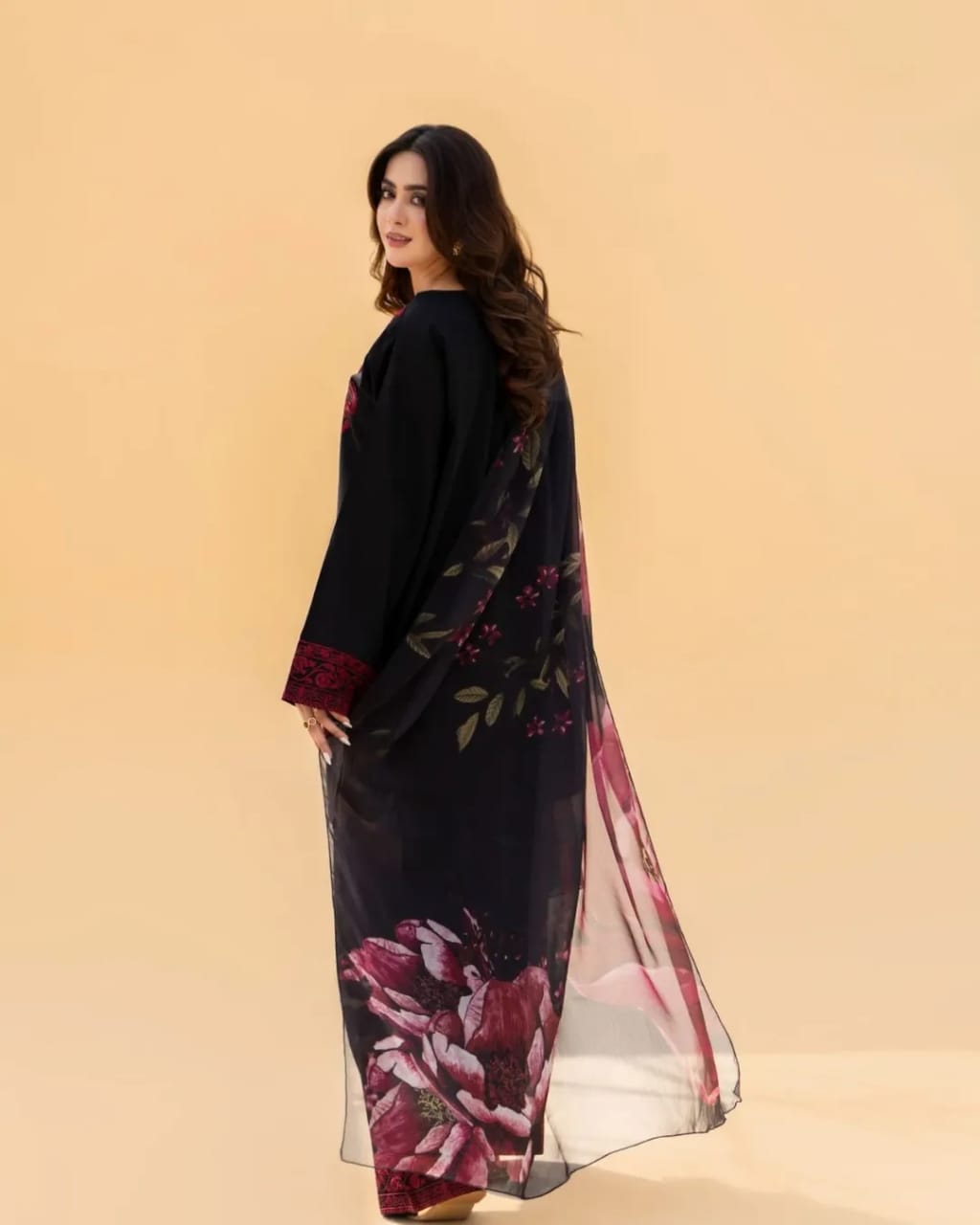 The Rani Posh Kurta Set image 3