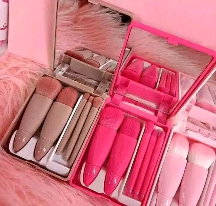 5pcs 𝐬𝐡𝐞𝐥𝐥 Makeup brush 𝐬𝐞𝐭 𝐰𝐢𝐭𝐡 𝐦𝐢𝐫𝐫𝐨𝐫