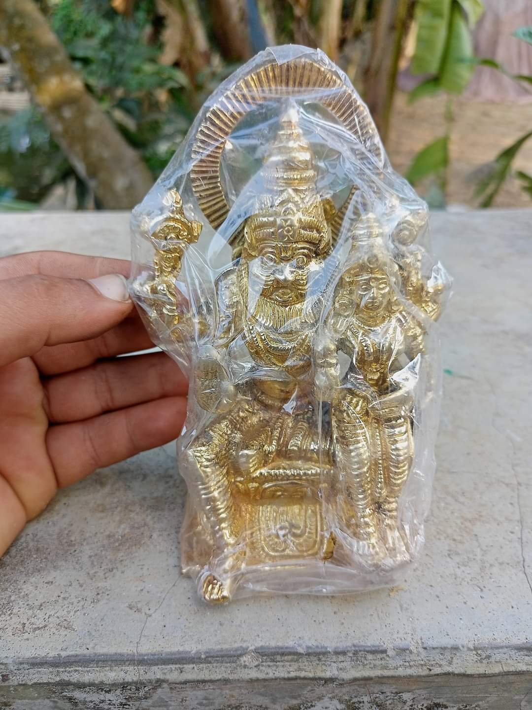 পিতলের নৃসিংহদেব - Image 5