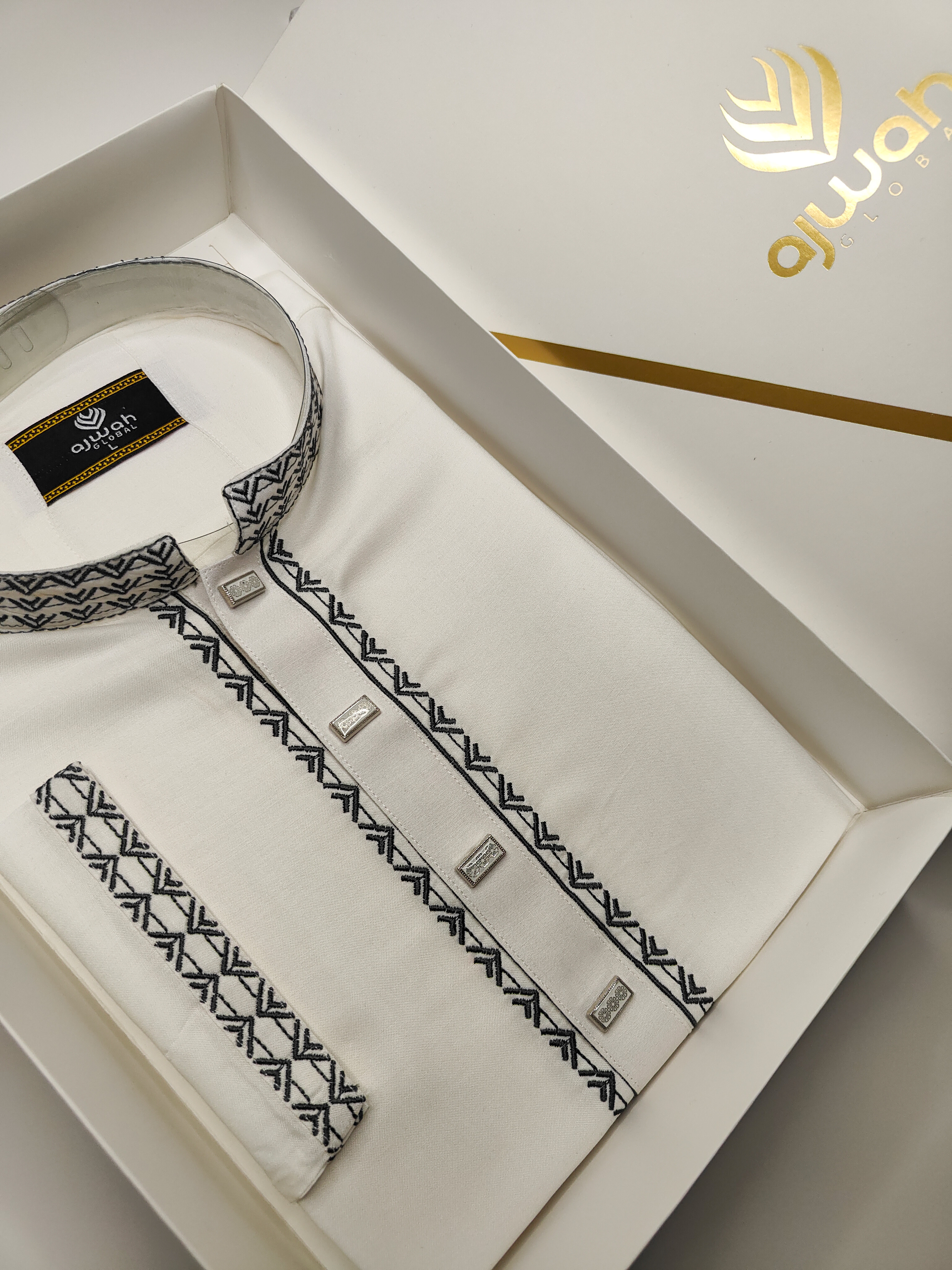 White Elegance Embroidered panjabi_img_1