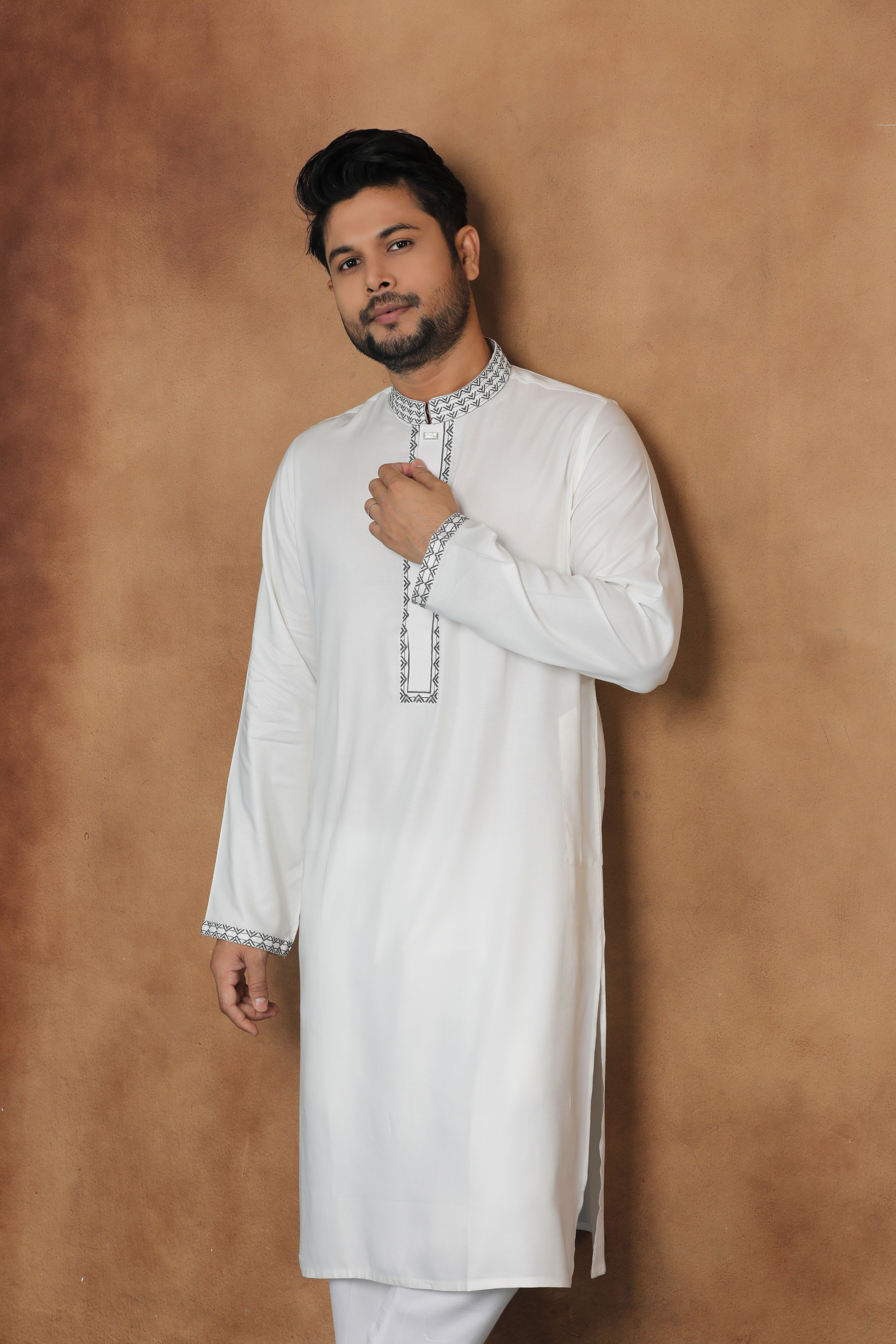 White Elegance Embroidered panjabi_img_2