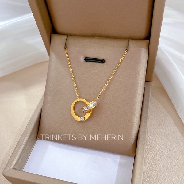 Circled ring pendant neckpiece_img_2