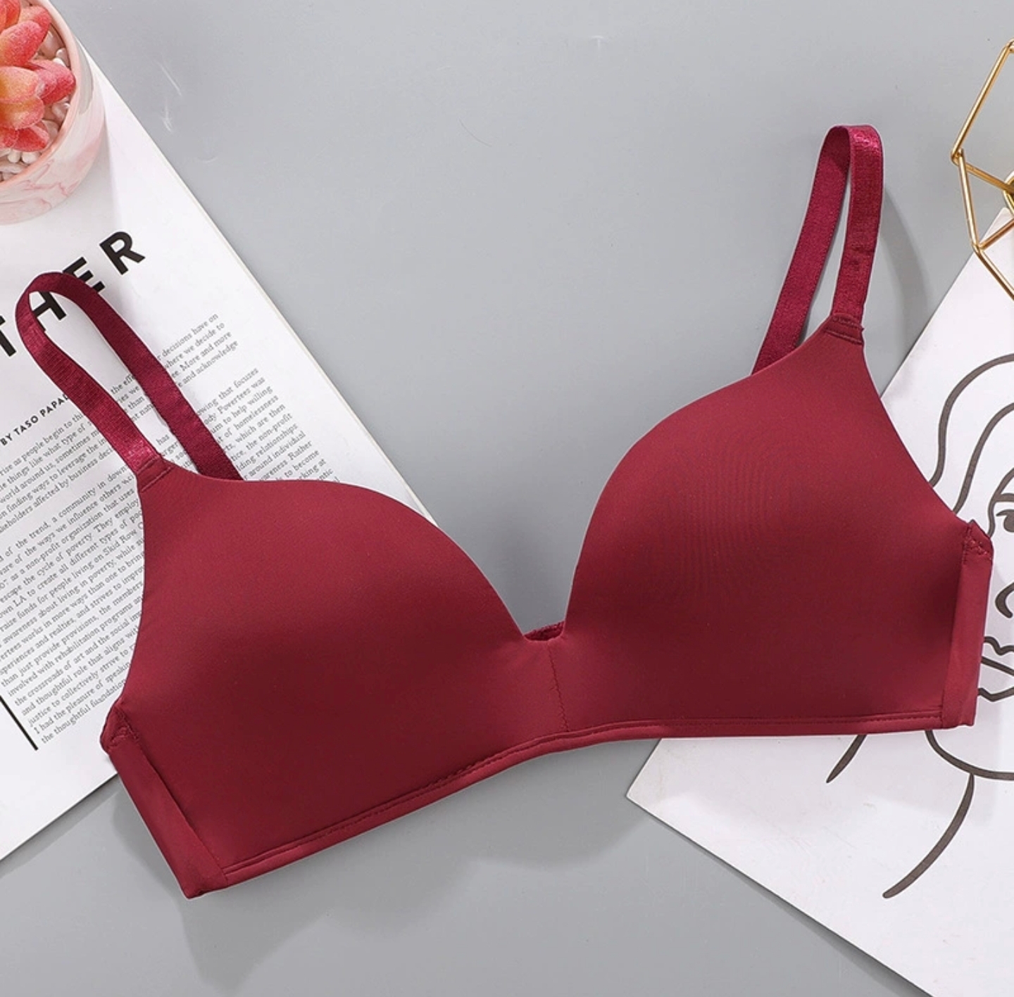 women Seamless t-shirt bra Underwear Sexy Gathered Bras Soft Breathable Bras Solid Color Underwear Girls Women Underwear Accessories_img_2
