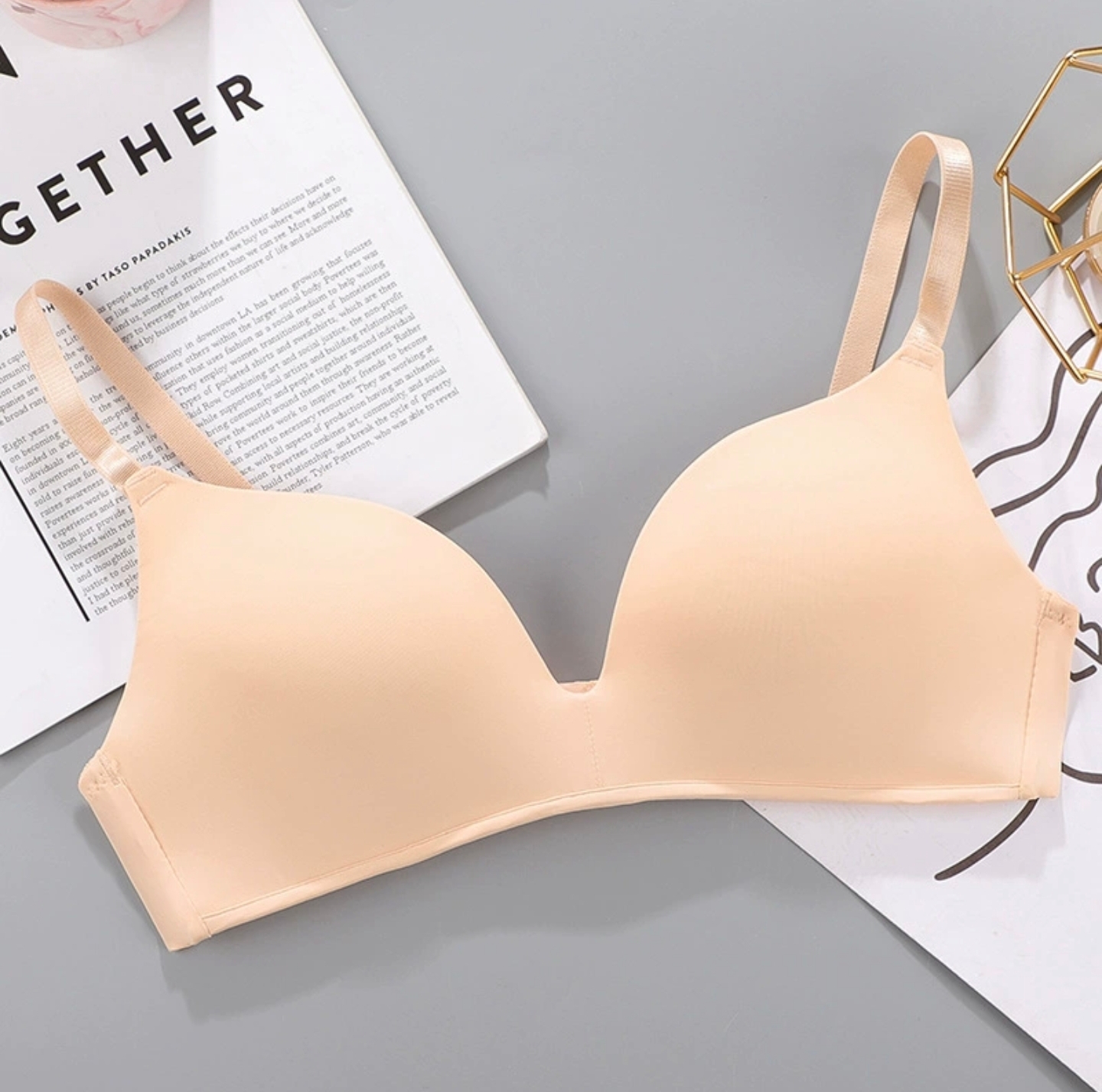 women Seamless t-shirt bra Underwear Sexy Gathered Bras Soft Breathable Bras Solid Color Underwear Girls Women Underwear Accessories_img_4