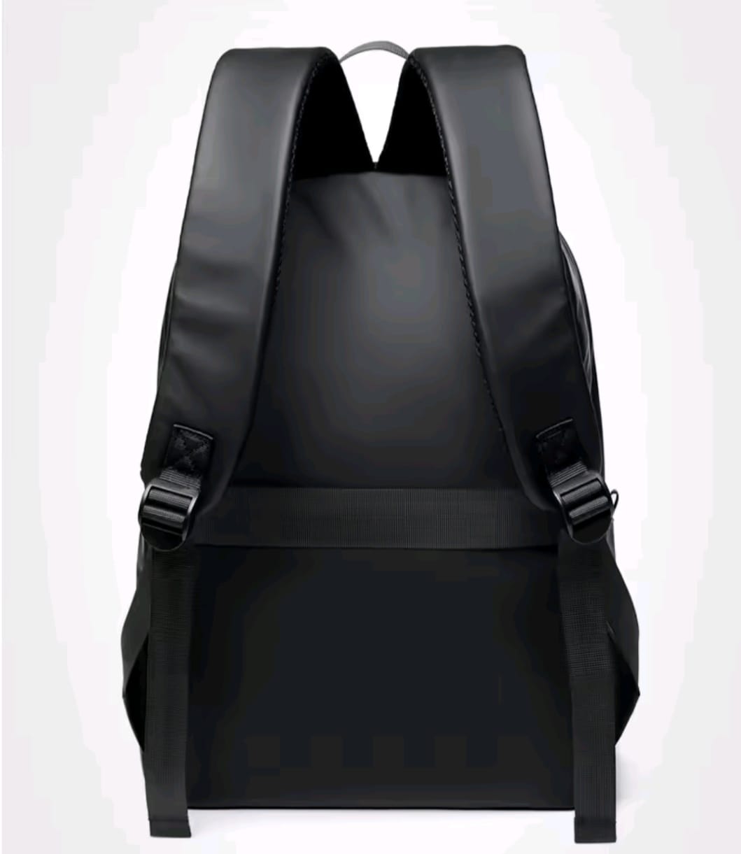 Men Back pack black..(code 11).. ঢাকা সিটিতে ৭০, বাইরে ১৩০ টাকা কুরিয়ার চার্জ প্রযোজ্য_img_2
