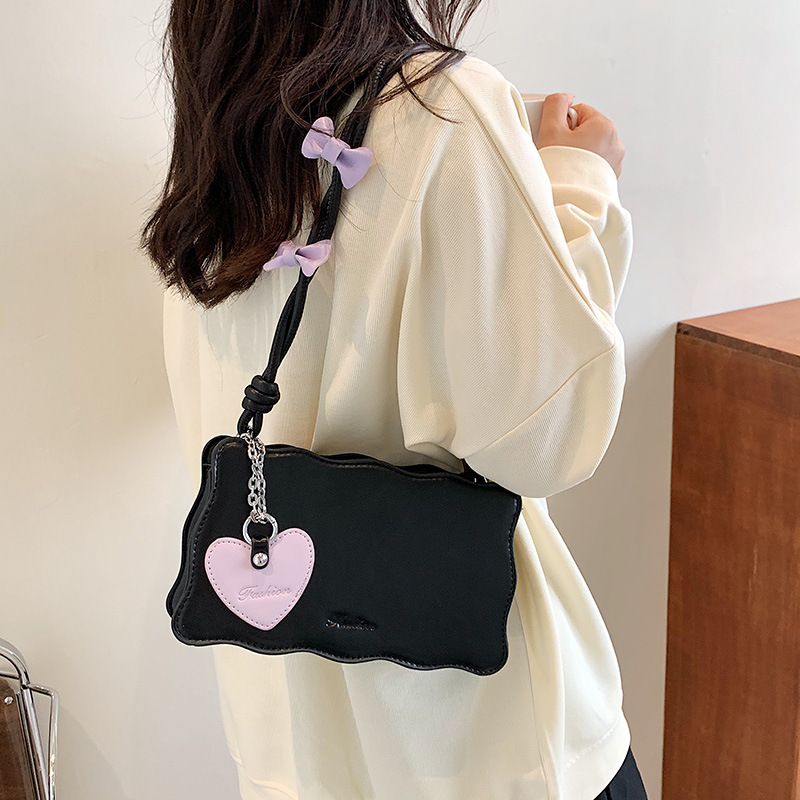 Kawai leather bag