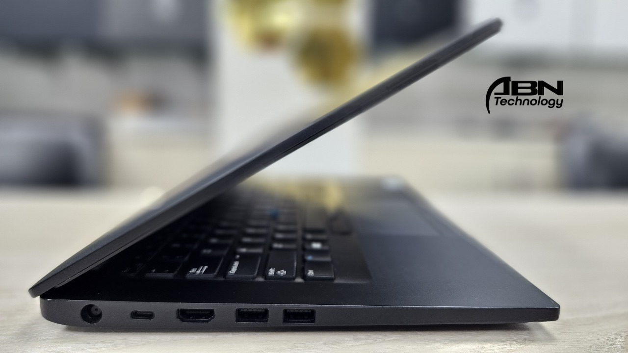 Dell Latitude 7480. Core i5, 6th Gen. 8GB RAM, 256GB SSD. 14.1" Display.