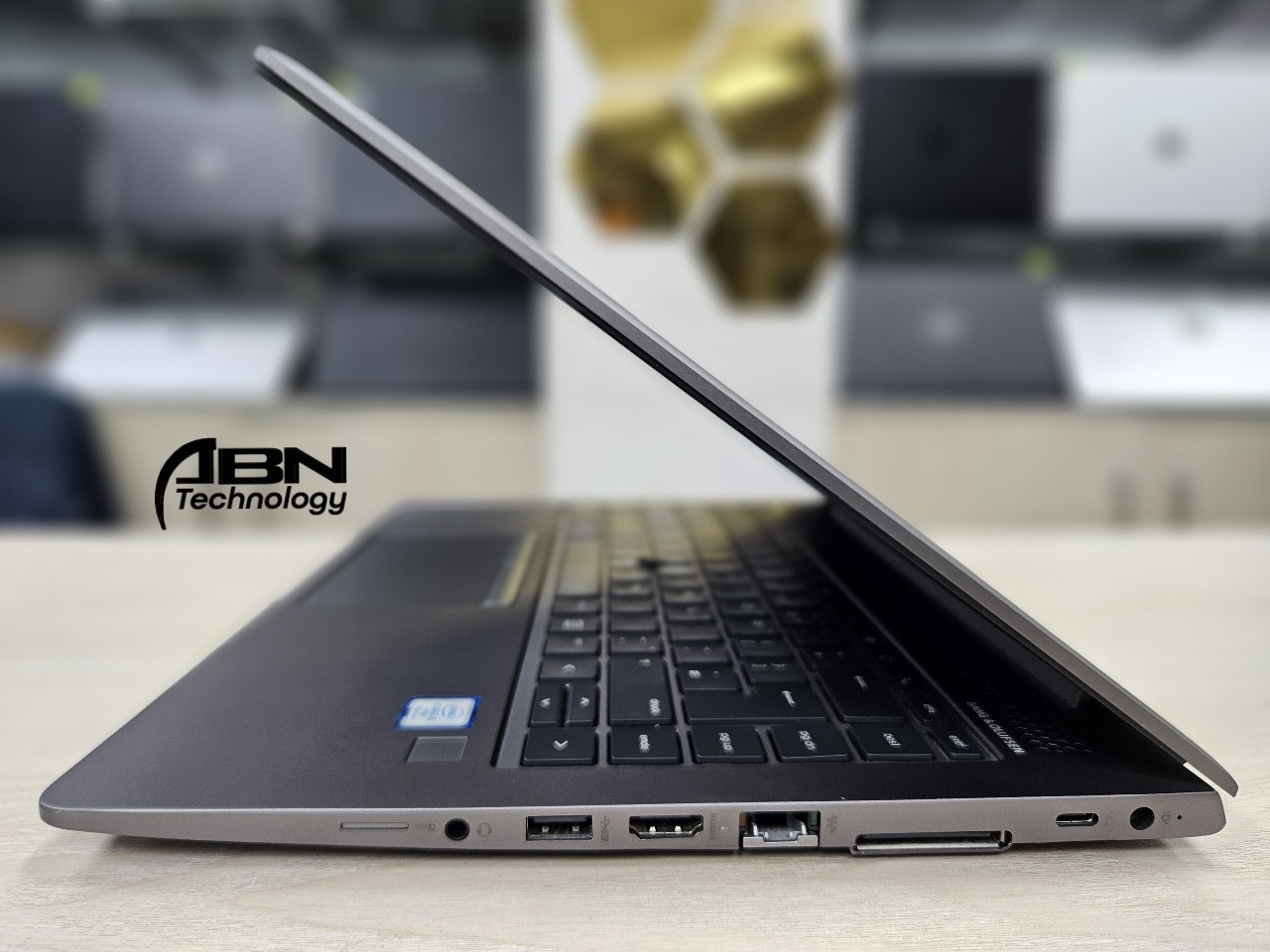HP ZBook 14u G6. Core i5, 8th Gen. 8GB RAM, 256GB SSD. 14.1" Display_img_2