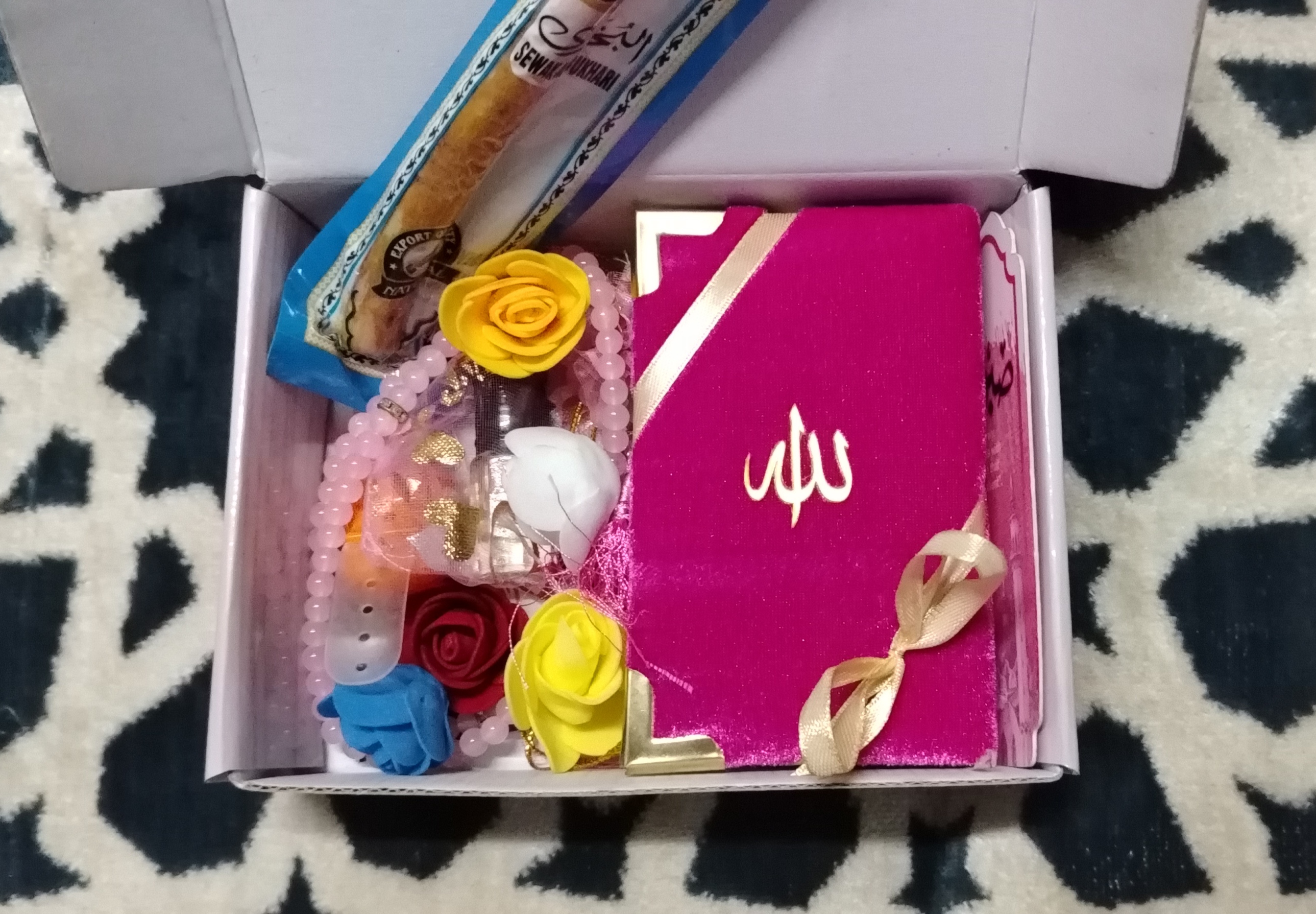 Mini Quran Gift Package