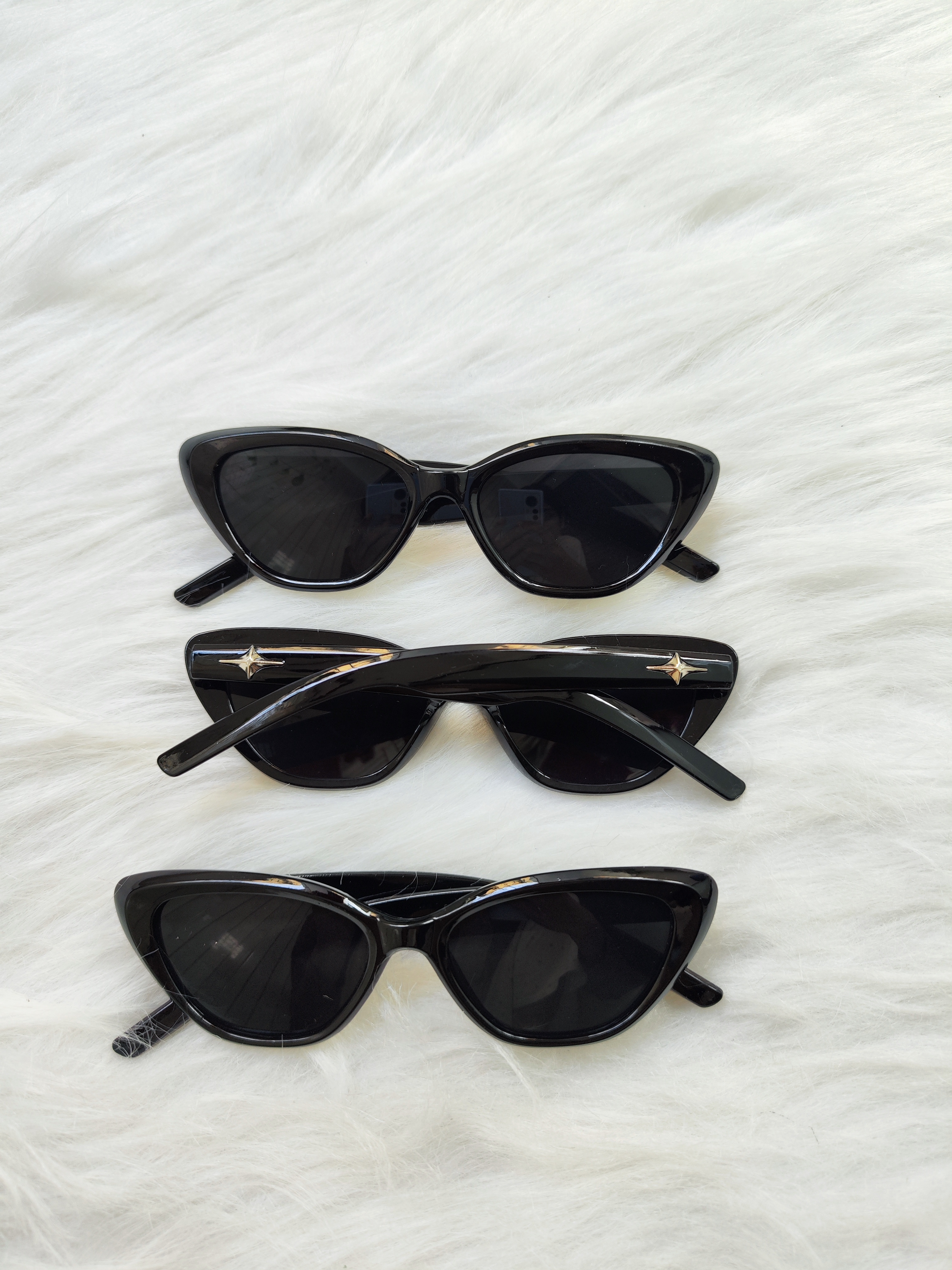 Trendy cat  Black sunglasses_img_4