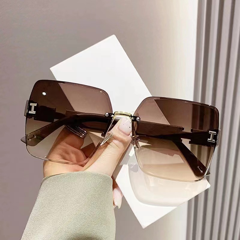 Big size sunglass