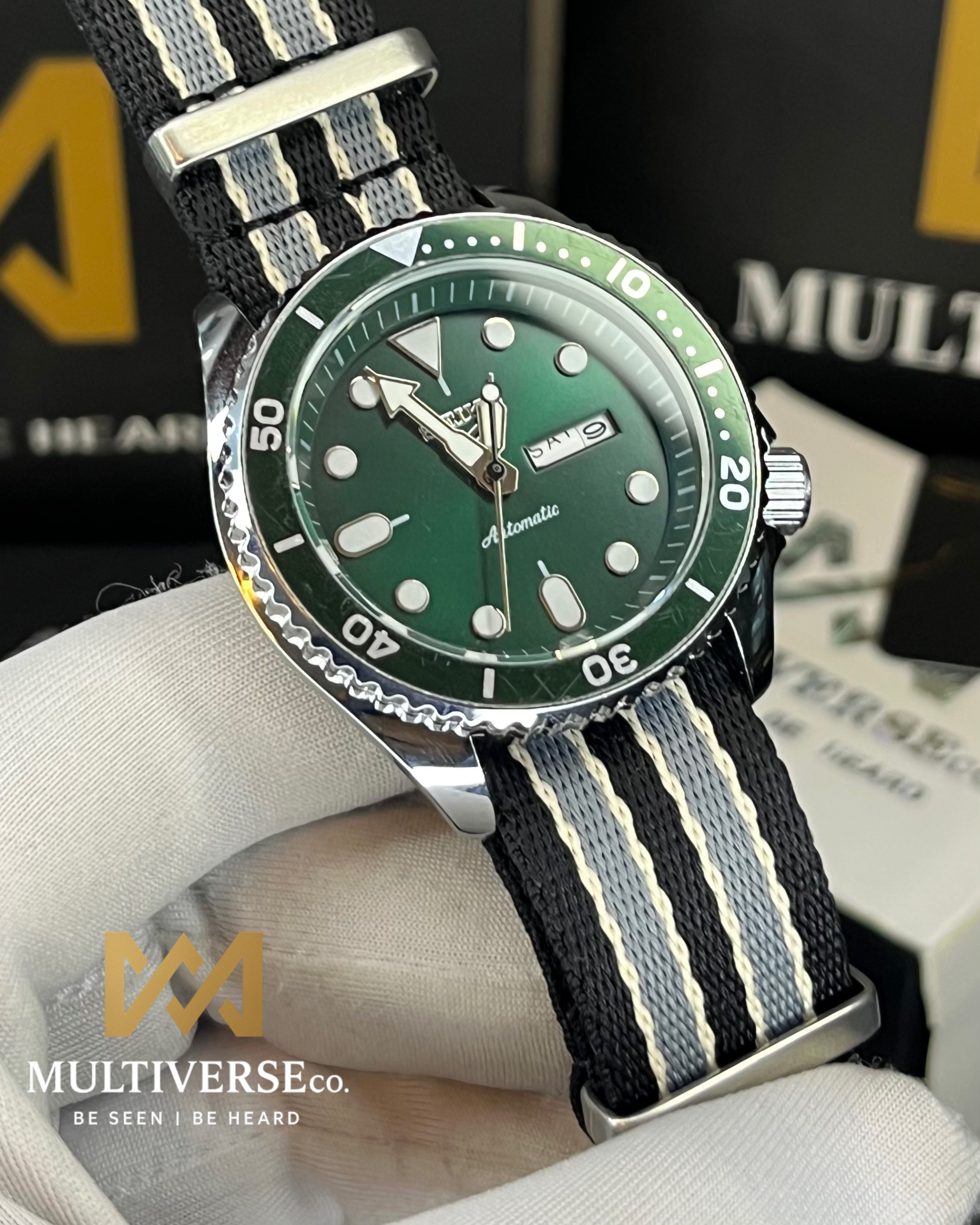 SEIKO SKX| GREEN DIAL GREEN BEZEL| QUARTZ SWEEP MOVEMENT |FREE NATO STRAP (AA)_img_0
