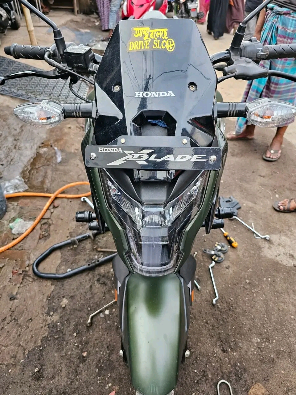 Front Name Plate & Clam Honda X-Blade_img_2