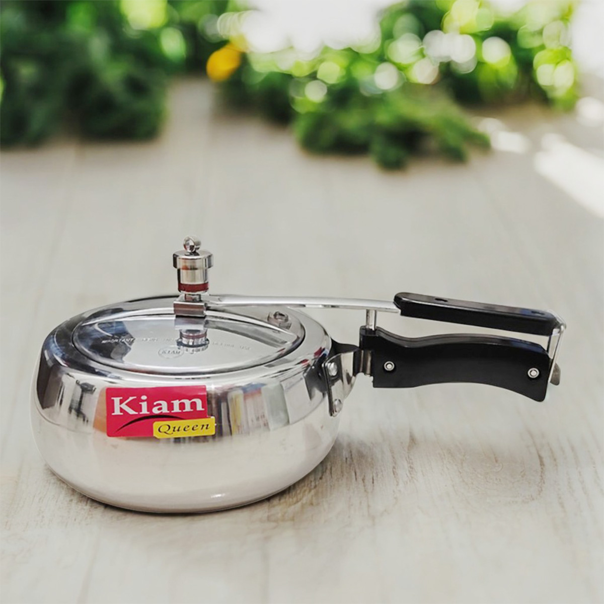 Kiam Queen Pressure Cooker 5.5 Ltr (oval shape)_img_1