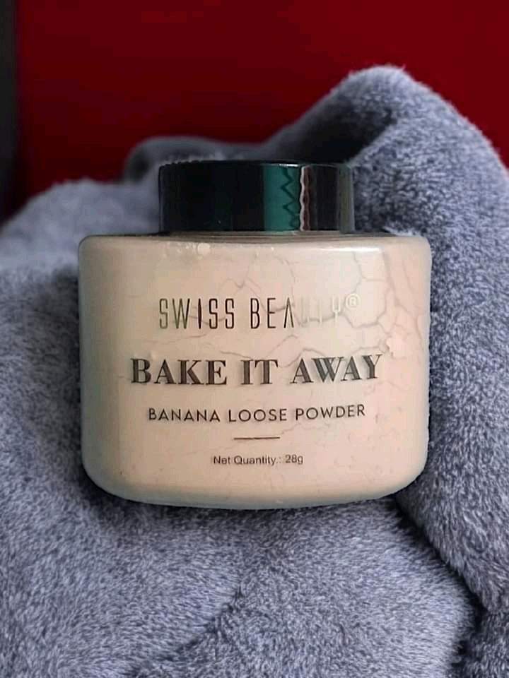 Swiss beauty bake it away banana loose powder_img_1