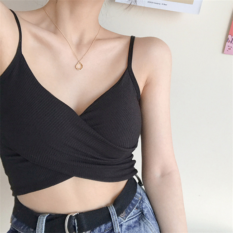 Trendy cotton cross-back bralette sports vest, versatile and suitable as an outer layer or base layer for women.