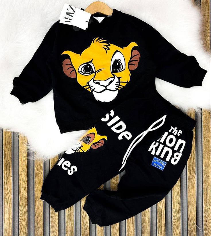 Sweat shirt and trousers set