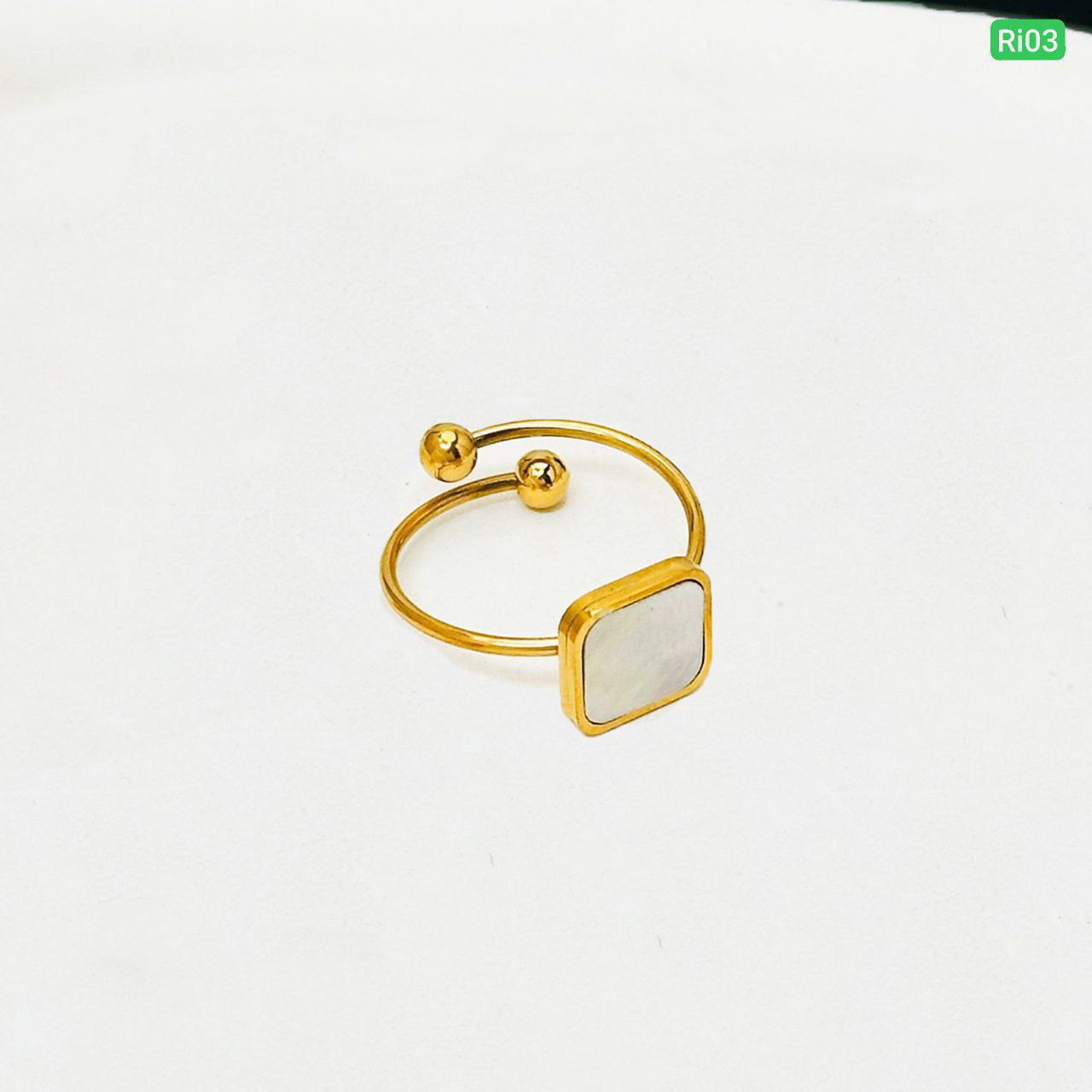 18K Gold Titanium Steel Ring Free Size🌸