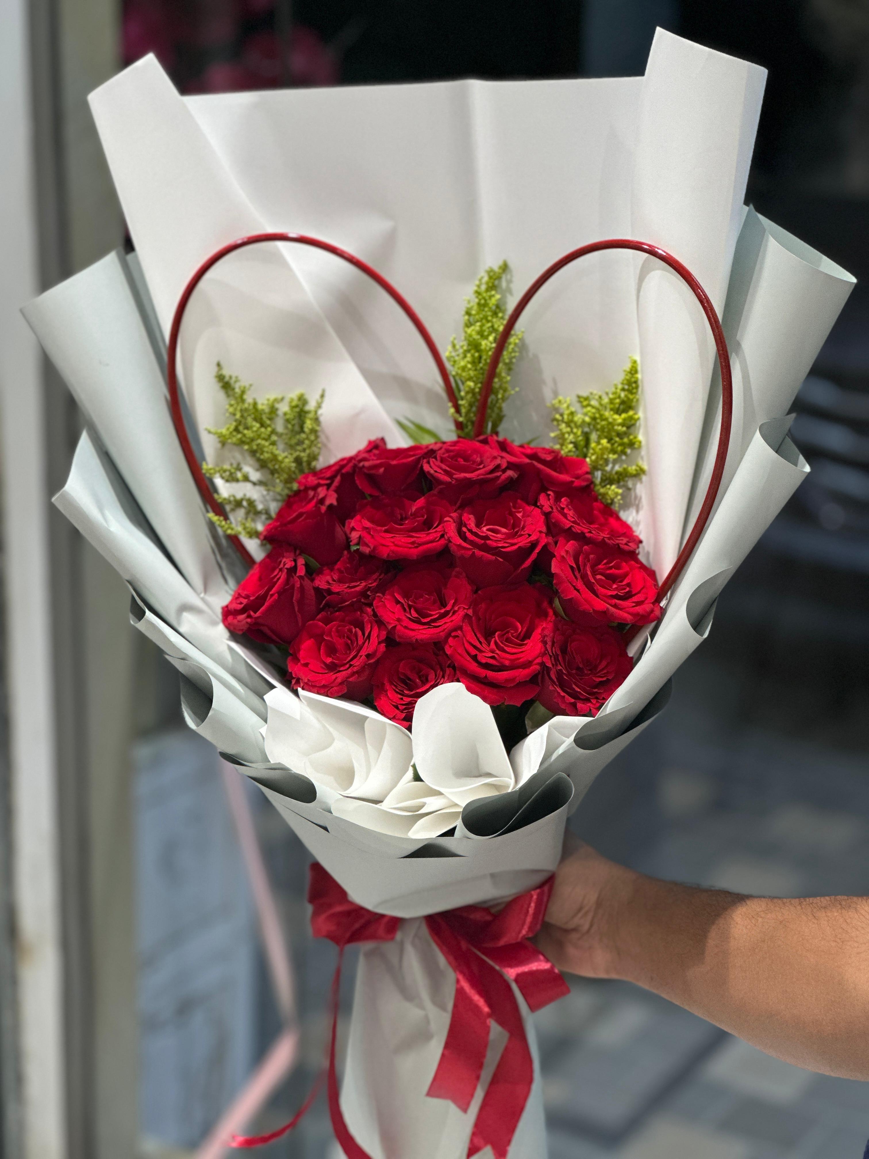 Red roses with Heart