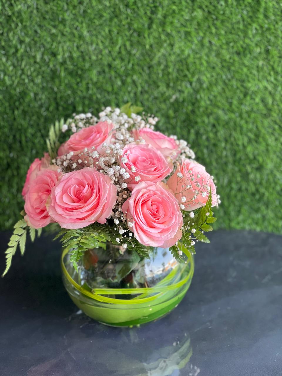 Pink rose vase