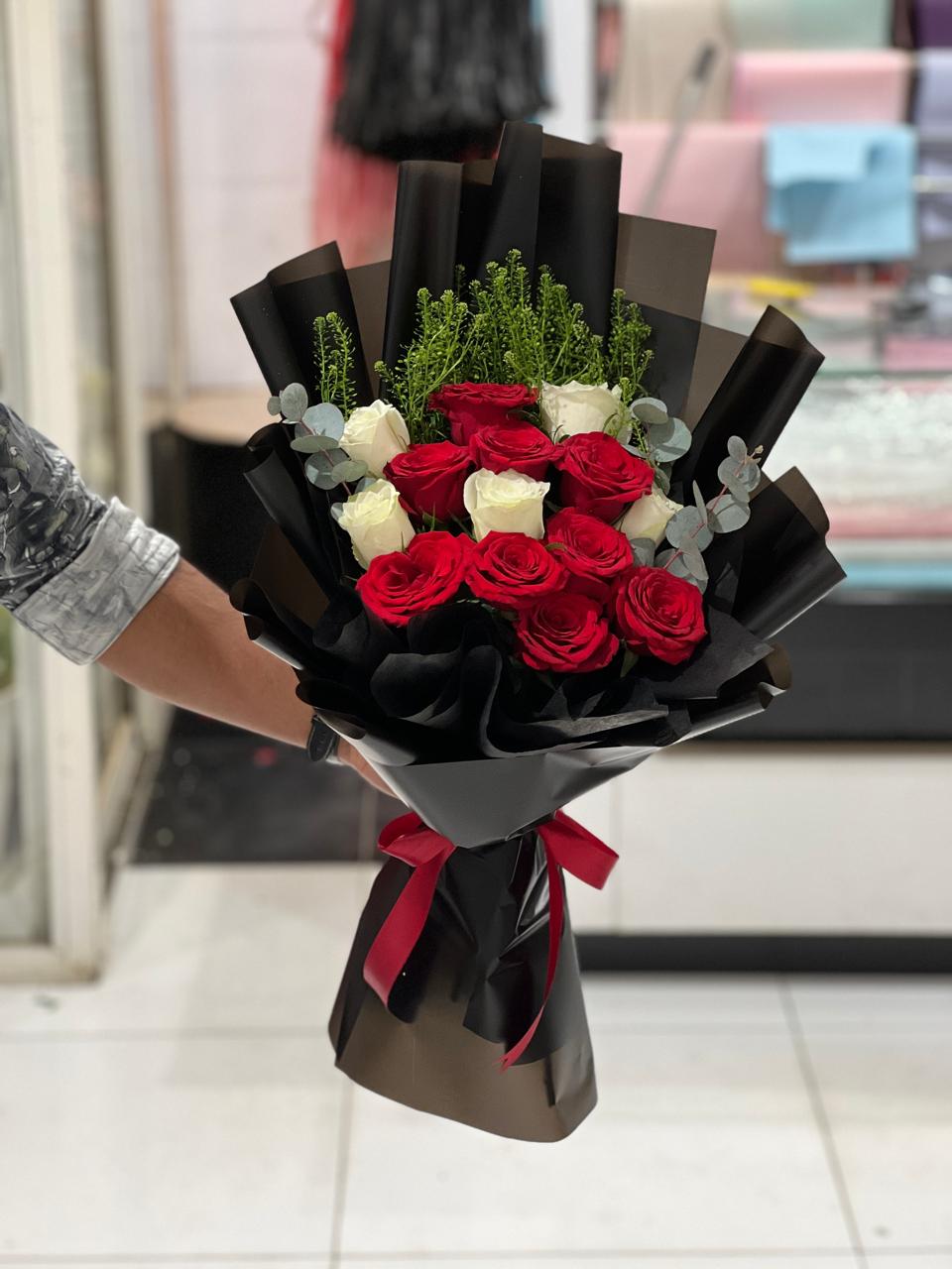 Red and white Rose hand bouquet