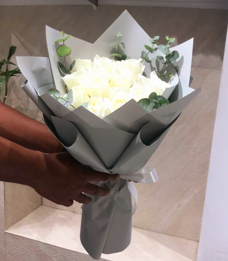 White Rose petals hand bouquet