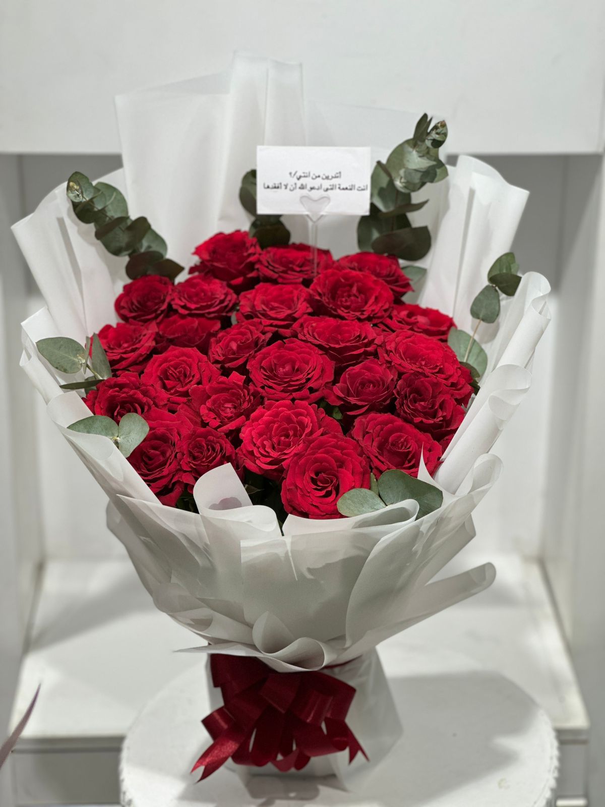 Red roses stunning bouquet