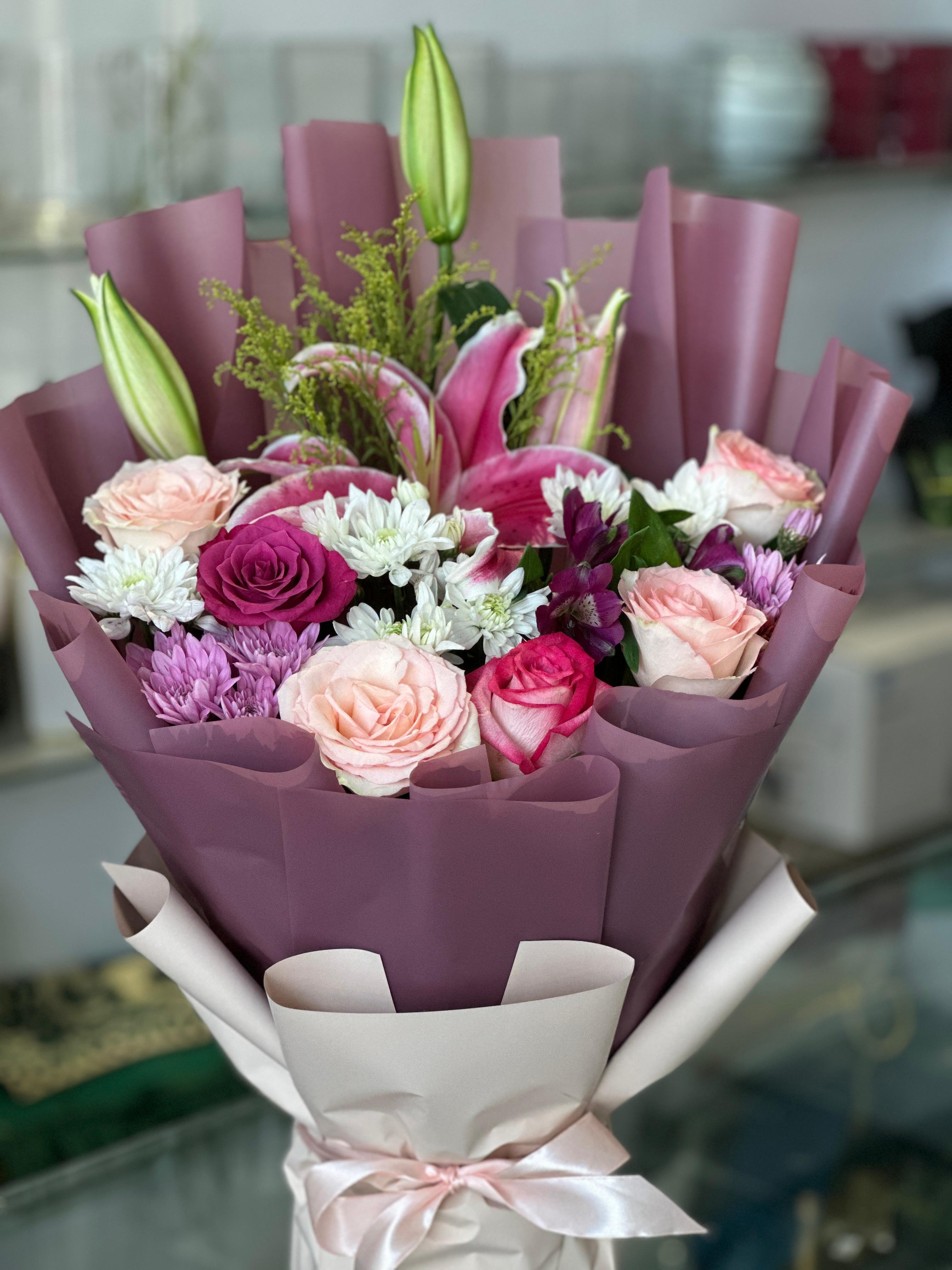 Pink multiple type flowers stunning bouquet