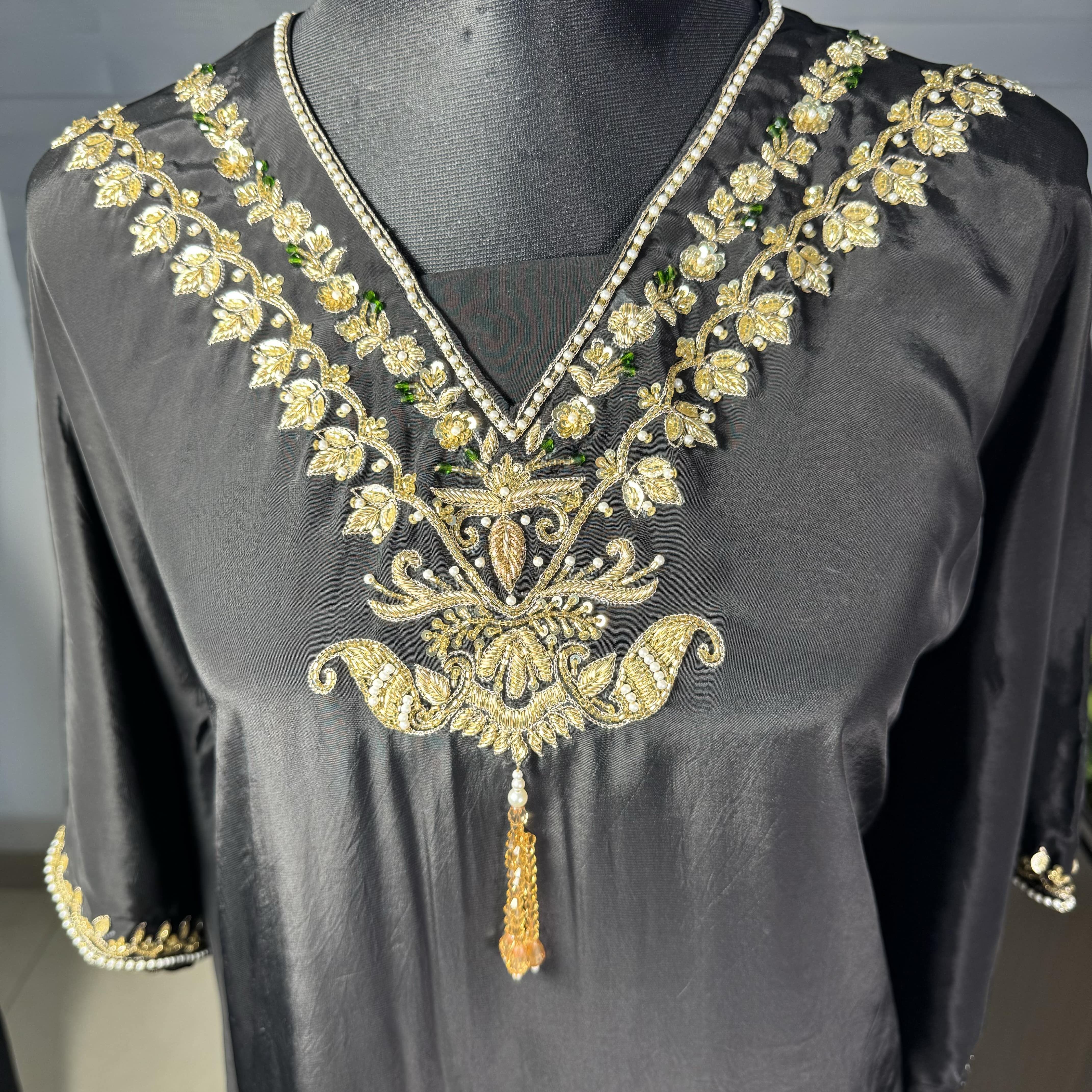 Black Embroidered V-Neck Kaftan Set with Relaxed Pants - Image 3