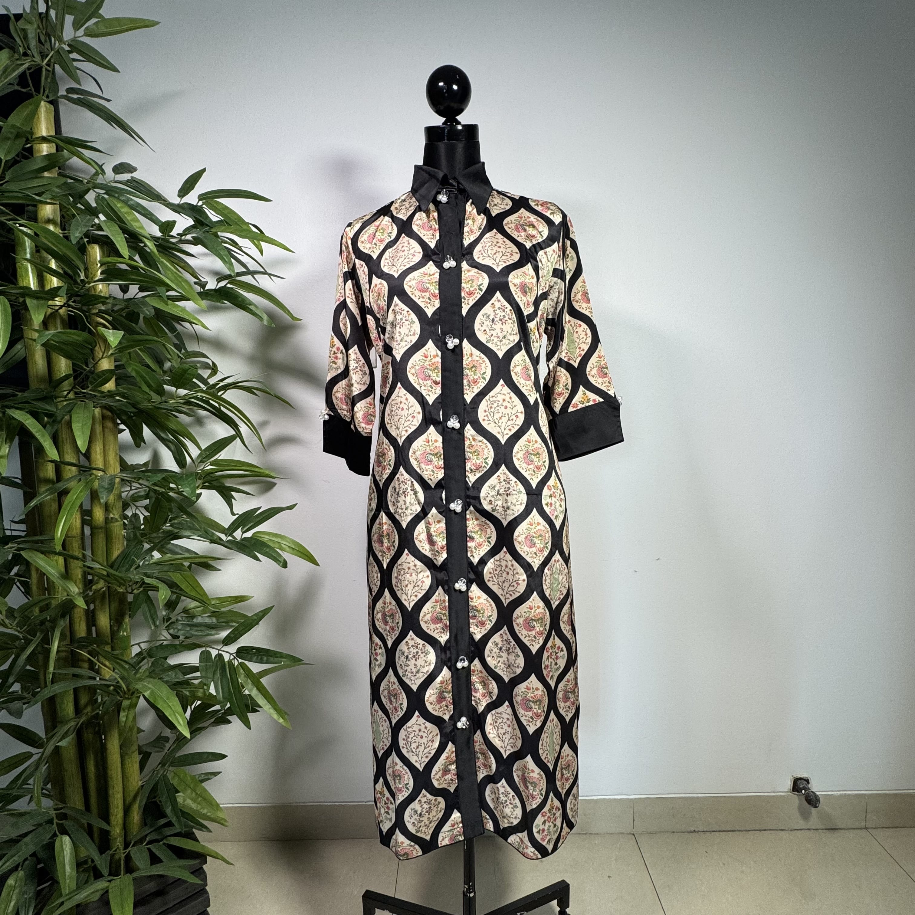 Women's Black and Beige Geometric Print Long Shirt with Contrast Cuffs - Image 1