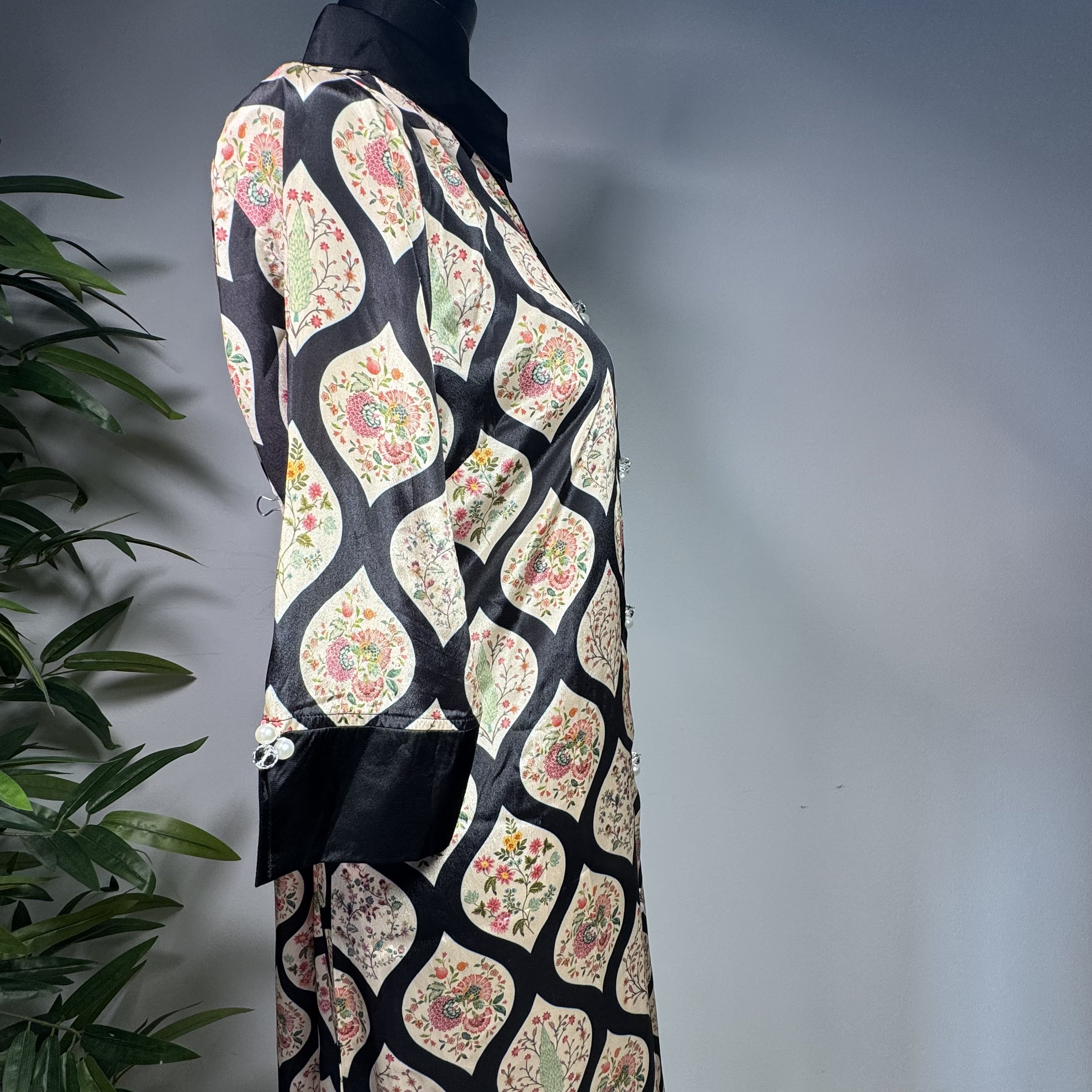 Women's Black and Beige Geometric Print Long Shirt with Contrast Cuffs - Image 3