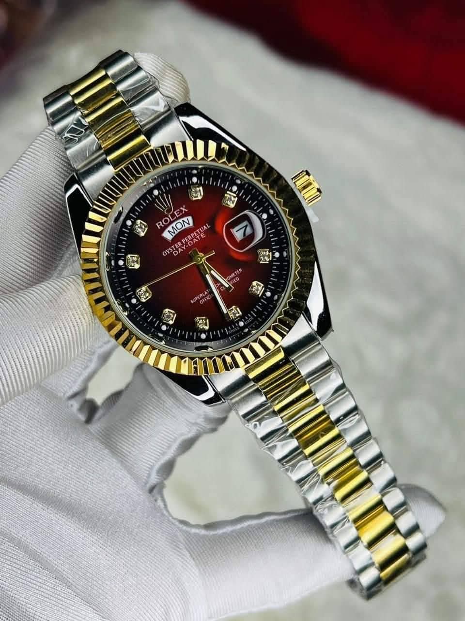 Gold Quartz Watch For Men