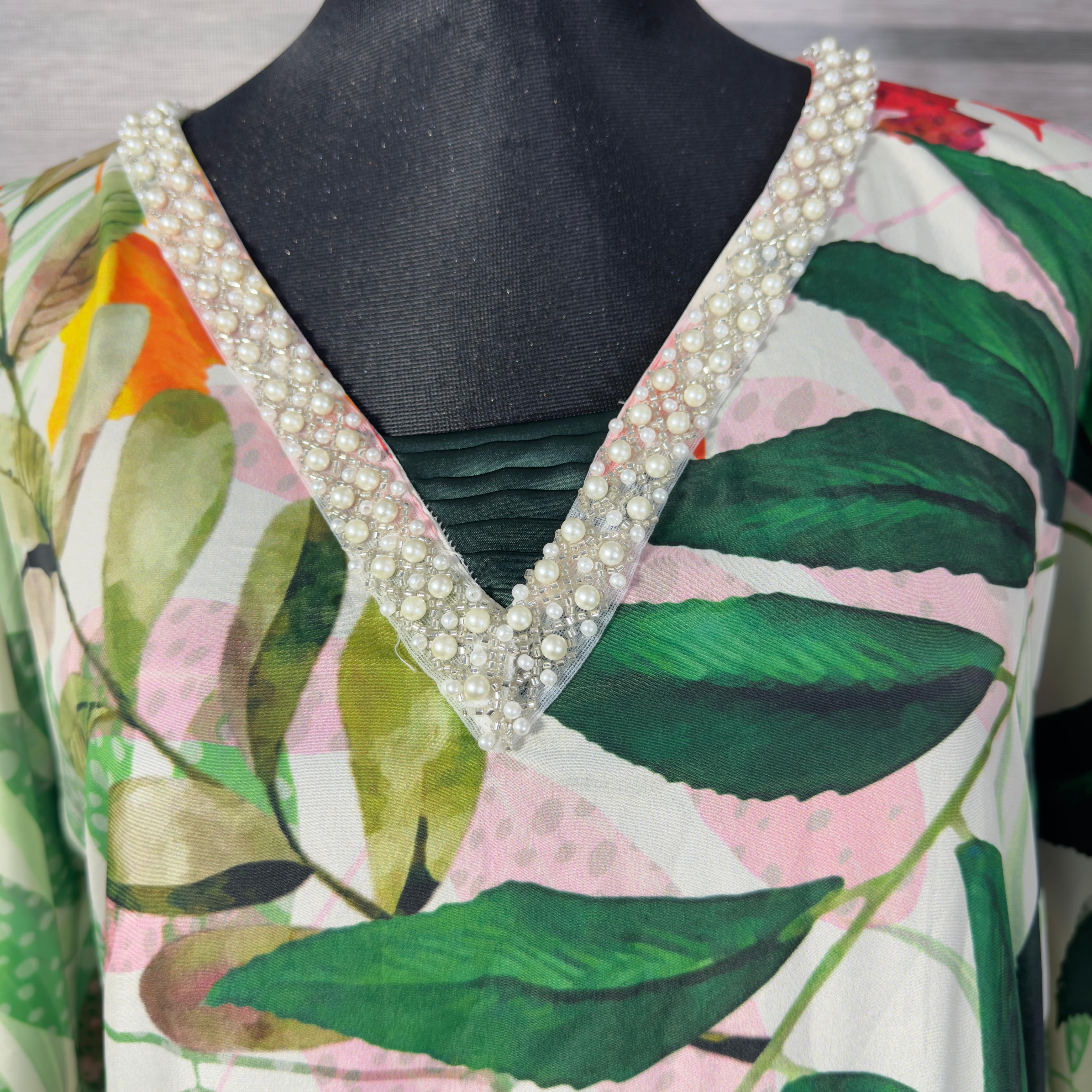 Women's Tropical Leaf Print Kaftan  with V-Neck and Short Sleeves - Image 2