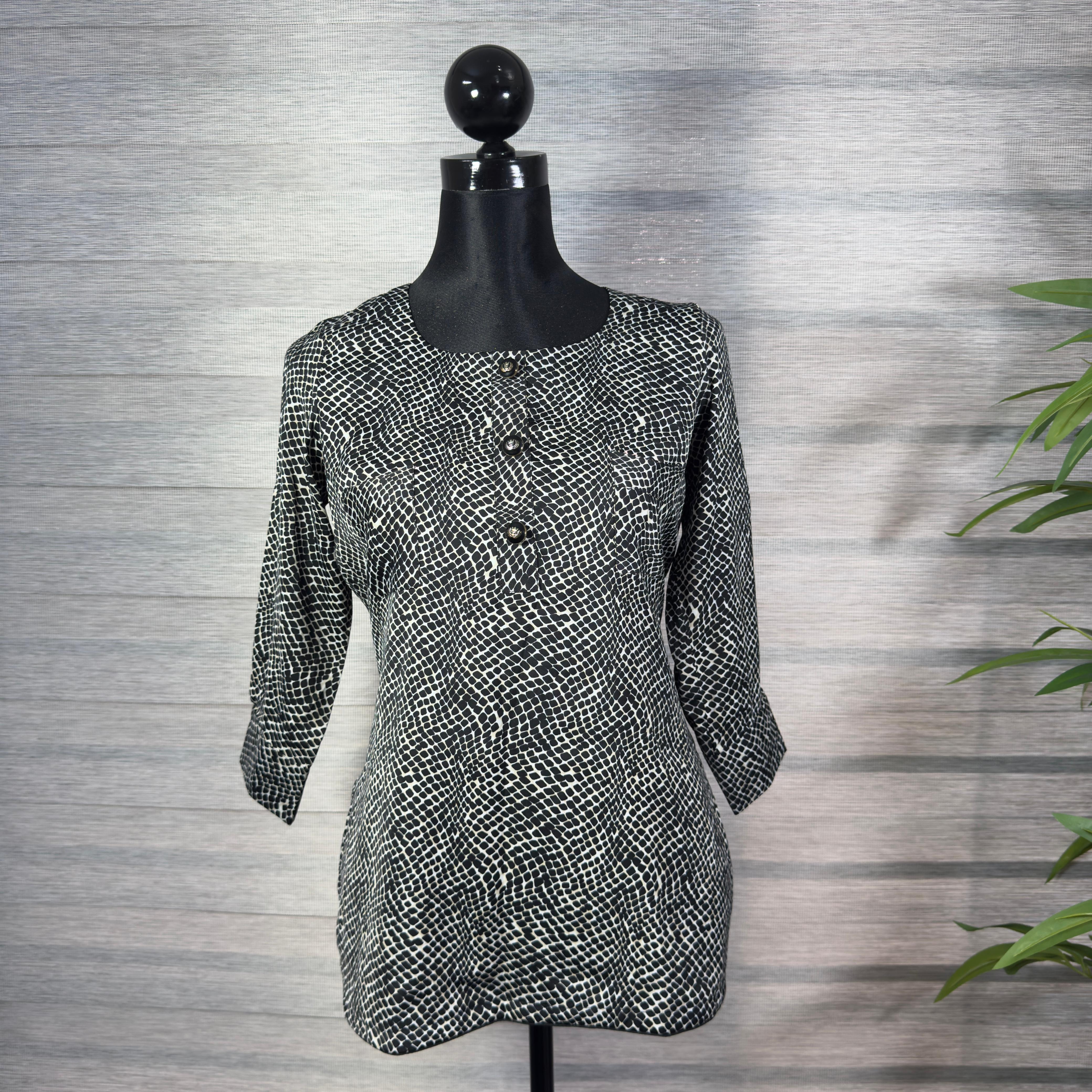 Women's Black and White Printed Tunic Top - Image 1