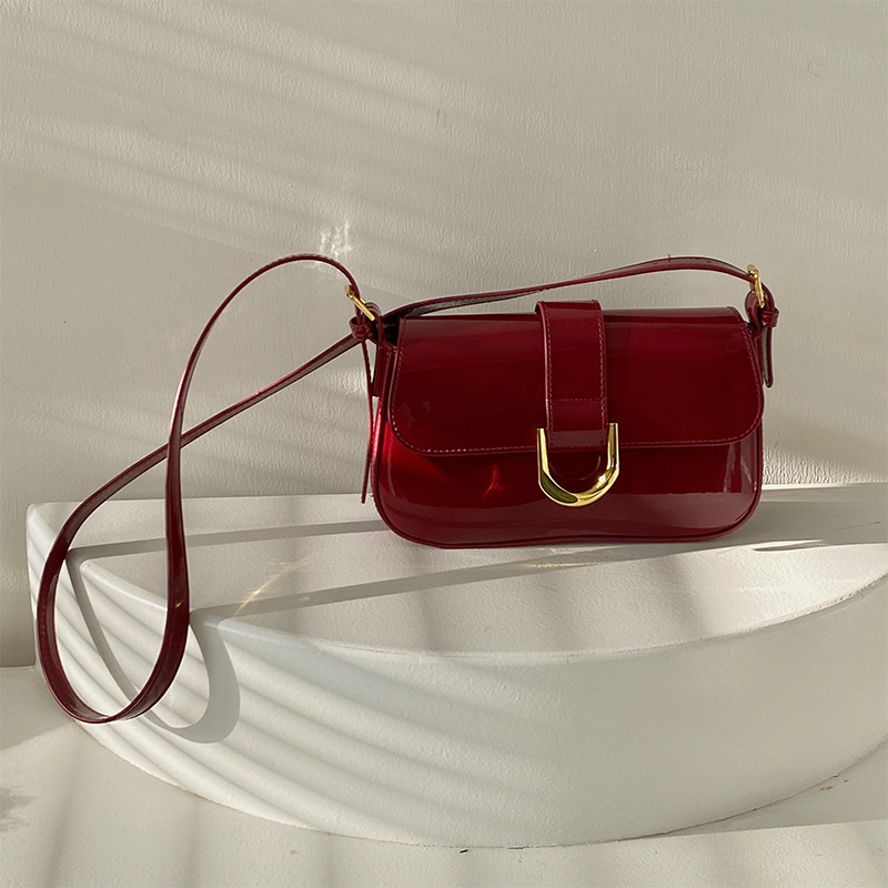 U Glossy premium shoulder bag_img_1