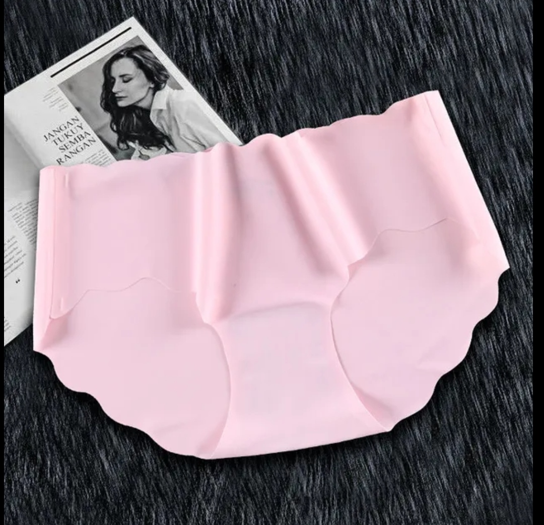 Women Ice Silk Traceless ultra-thin Wave Girls Comfortable Breathable Solid Color mid Waist Triangle Underwear  Breathable Briefs Cozy Lingerie Soft Comfortable Underpants_img_13