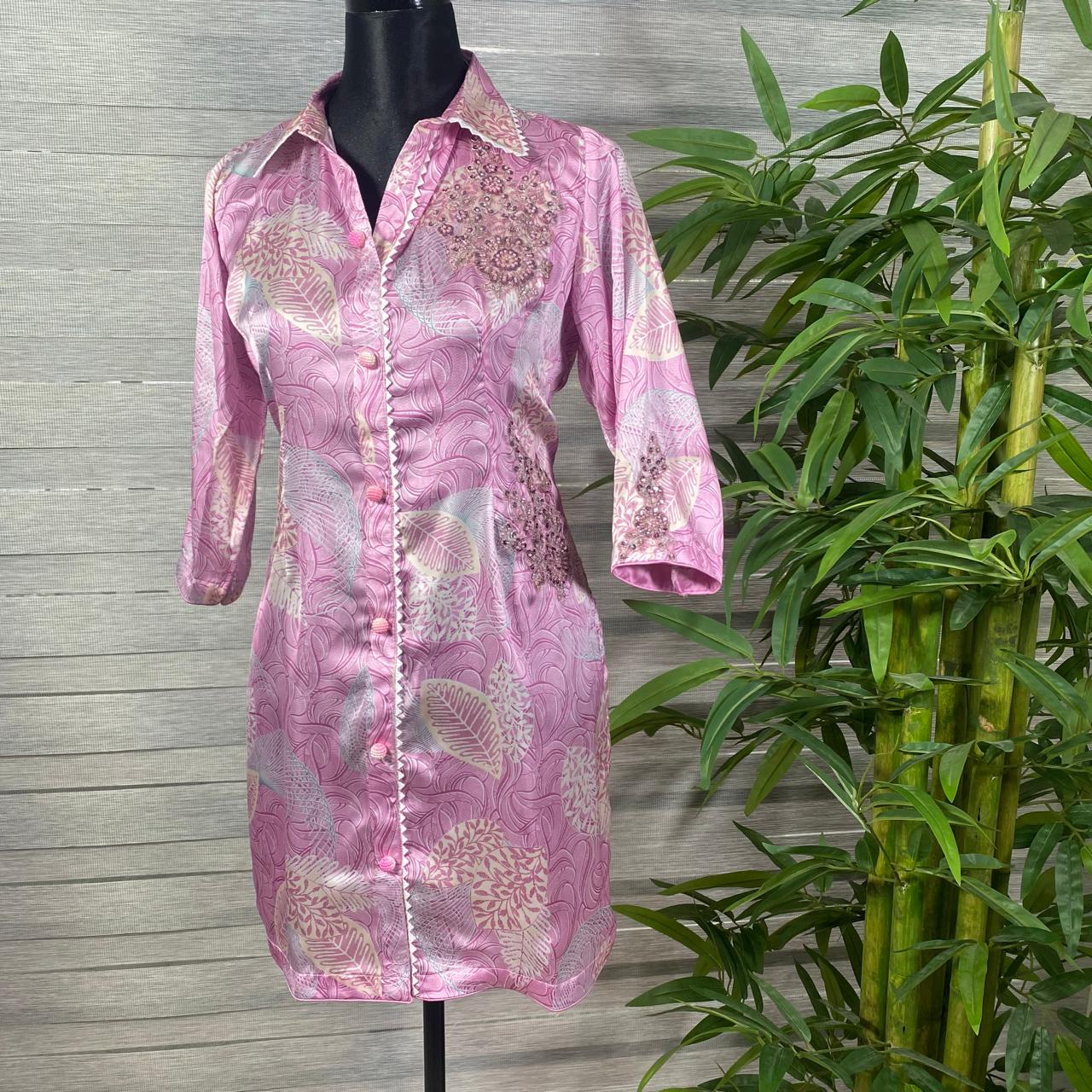 Lilac Satin Tunic & Trousers Set with Floral Embroidery - Image 1